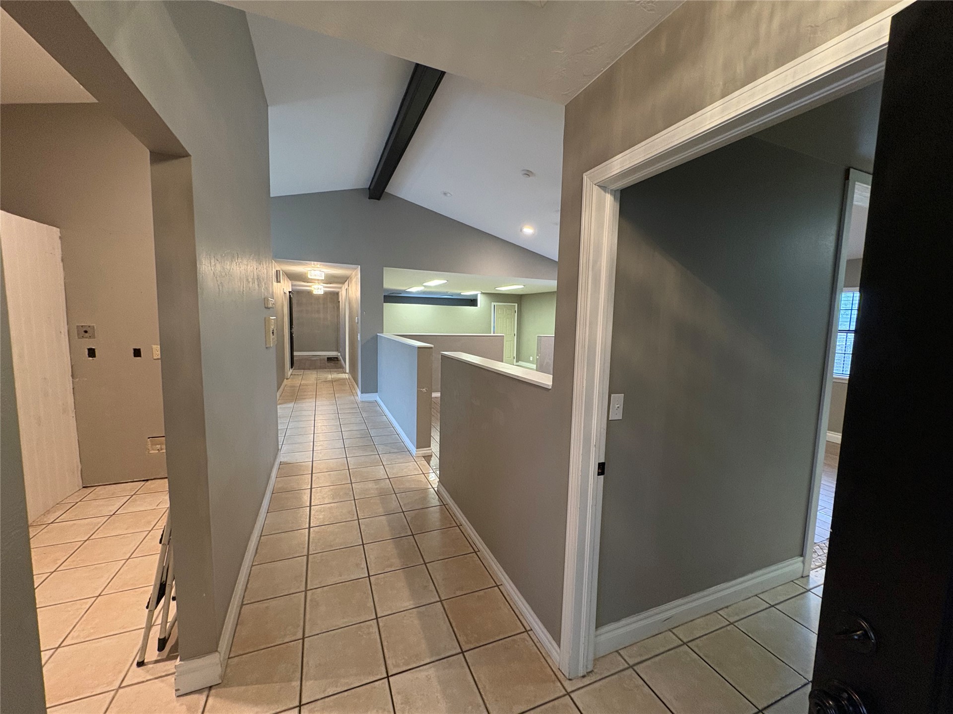 409 Nw Richardson Loop Nw Property Photo 2