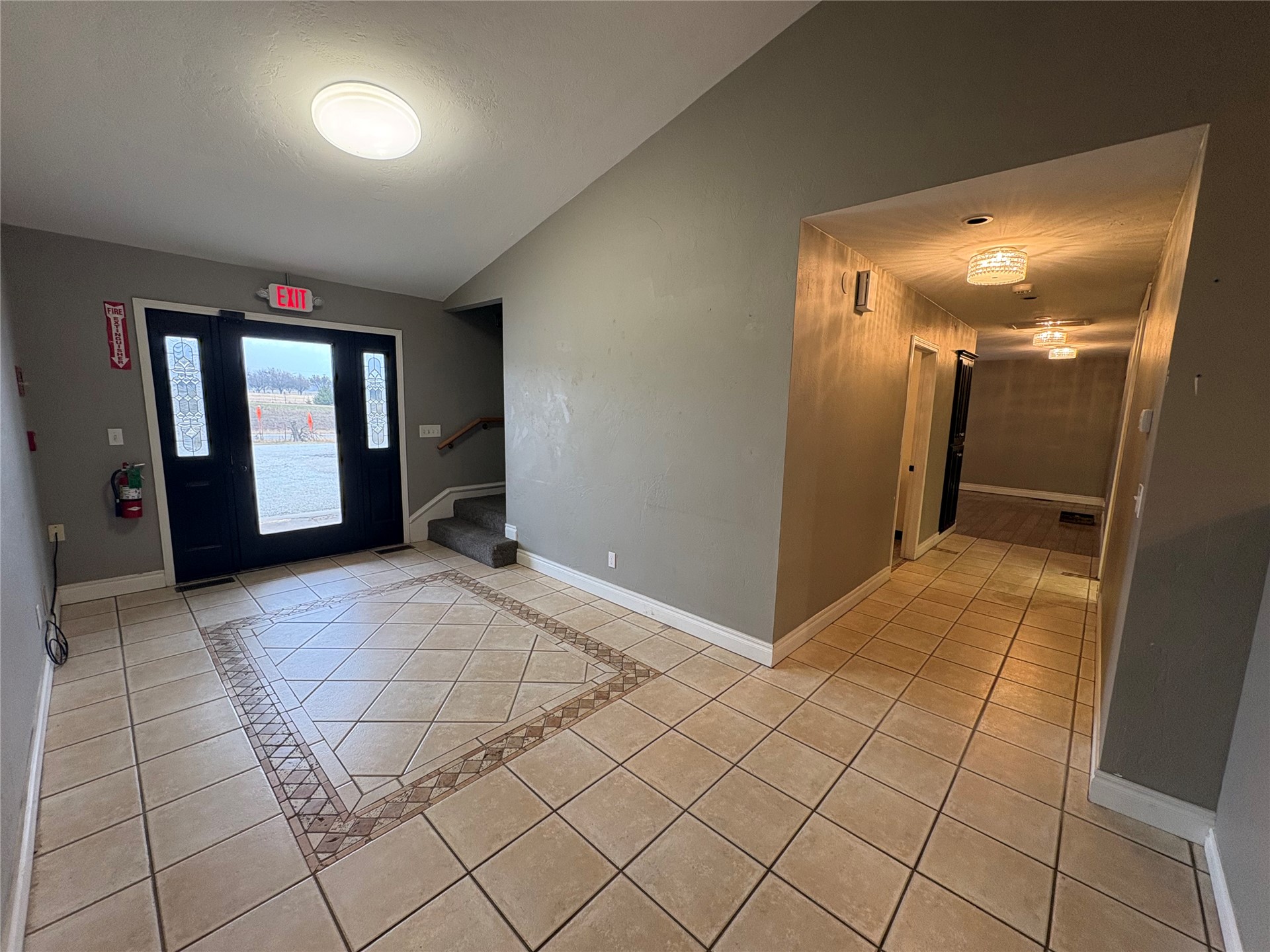 409 Nw Richardson Loop Nw Property Photo 10