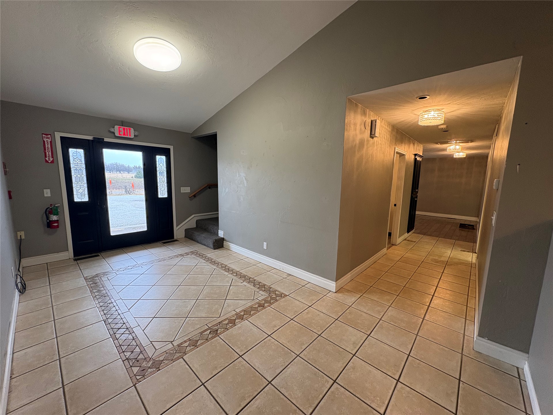 409 Nw Richardson Loop Nw Property Photo 11