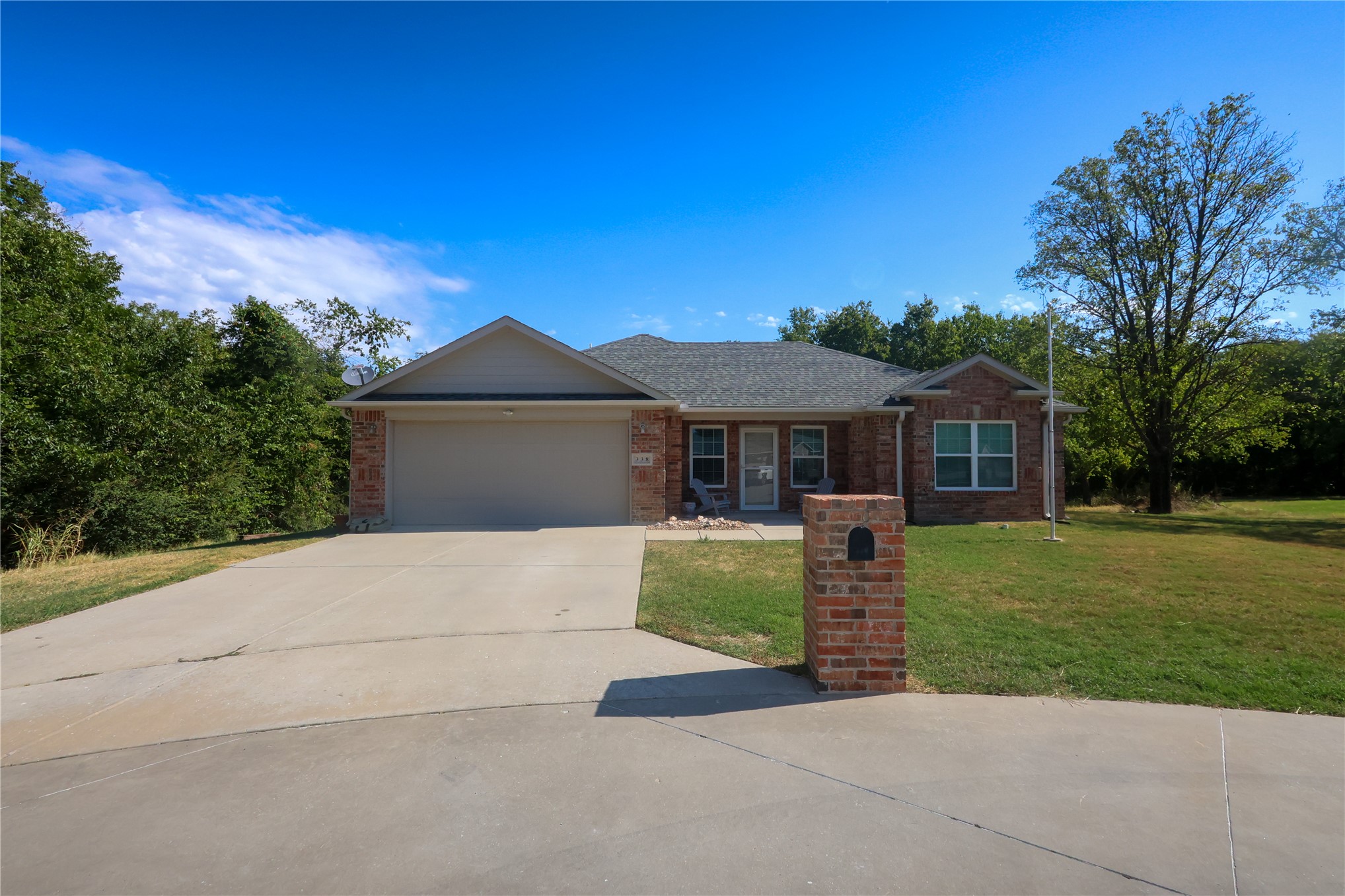 338 Gooseberry Property Photo 1