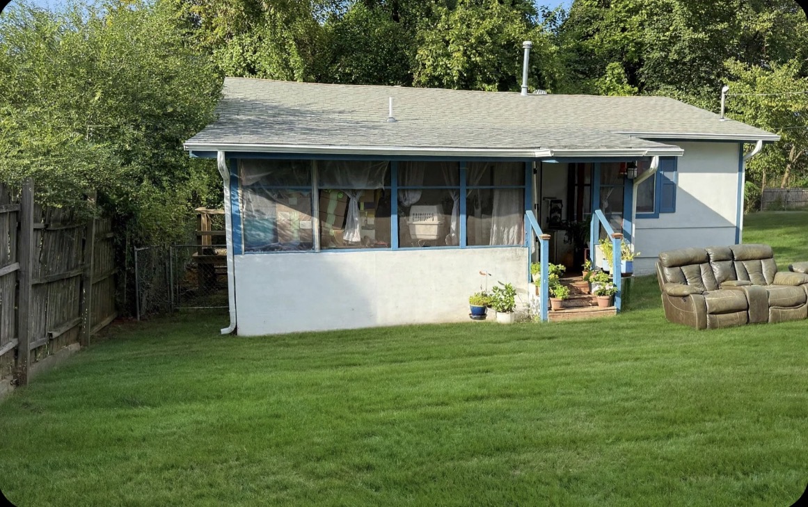 414 N Bristow Avenue Property Photo 1