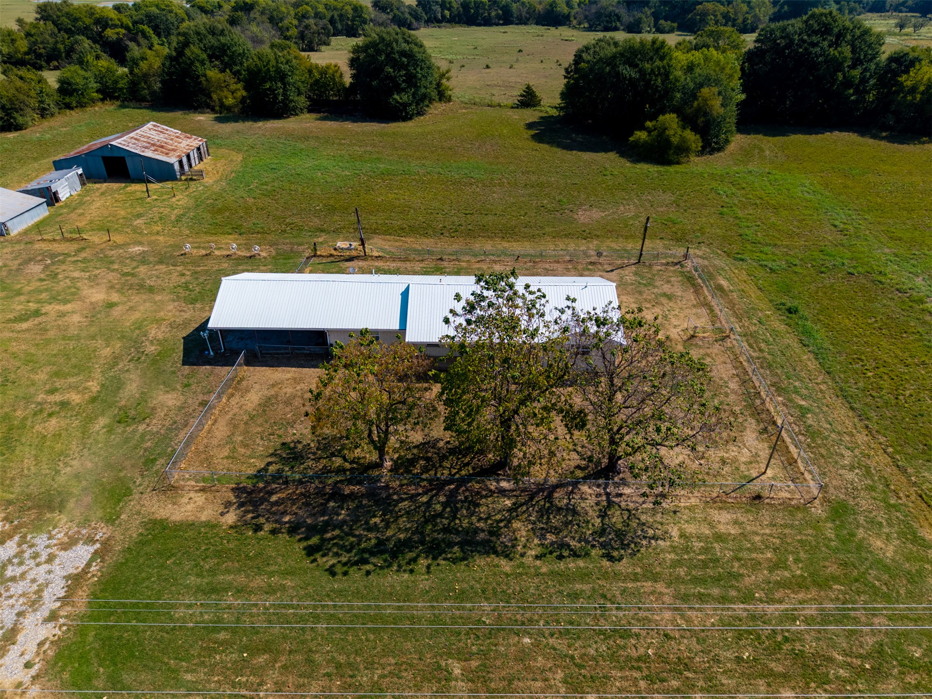 17248 Lake Highway Property Photo 12