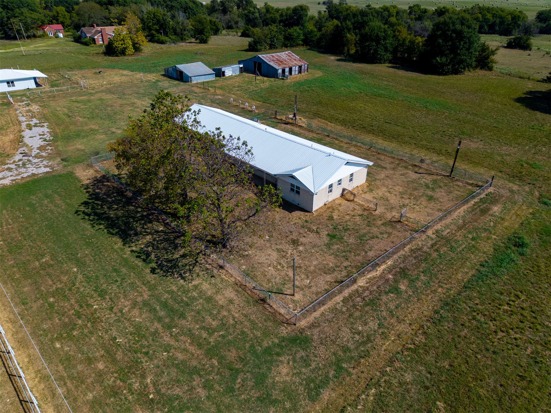 17248 Lake Highway Property Photo 13