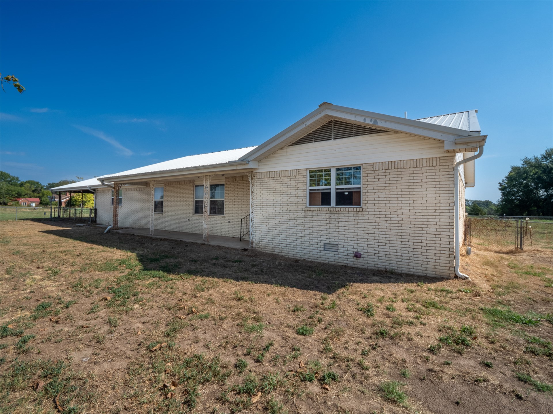 17248 Lake Highway Property Photo 33