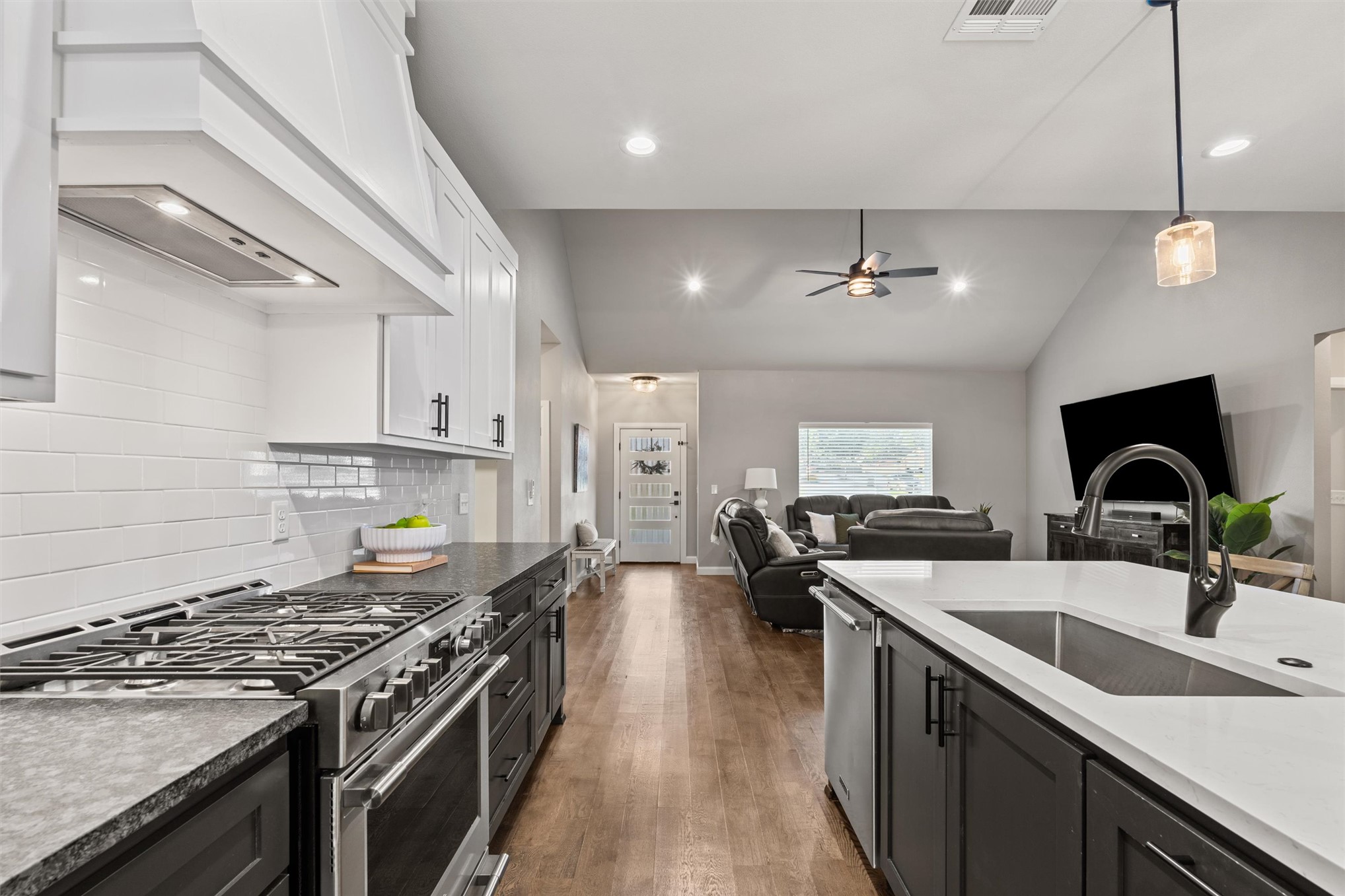 5309 Barnett Avenue Property Photo 11