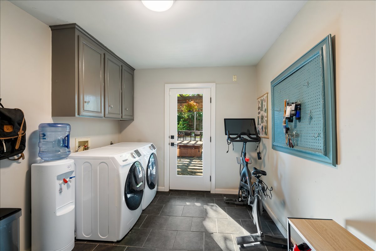 7544 S Urbana Avenue Property Photo 19