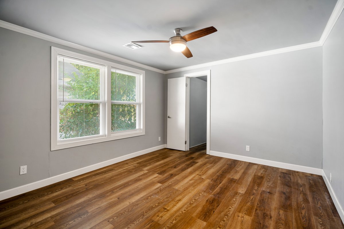 407 S Wheeling Avenue Property Photo 13