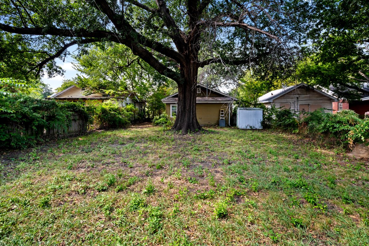 407 S Wheeling Avenue Property Photo 21