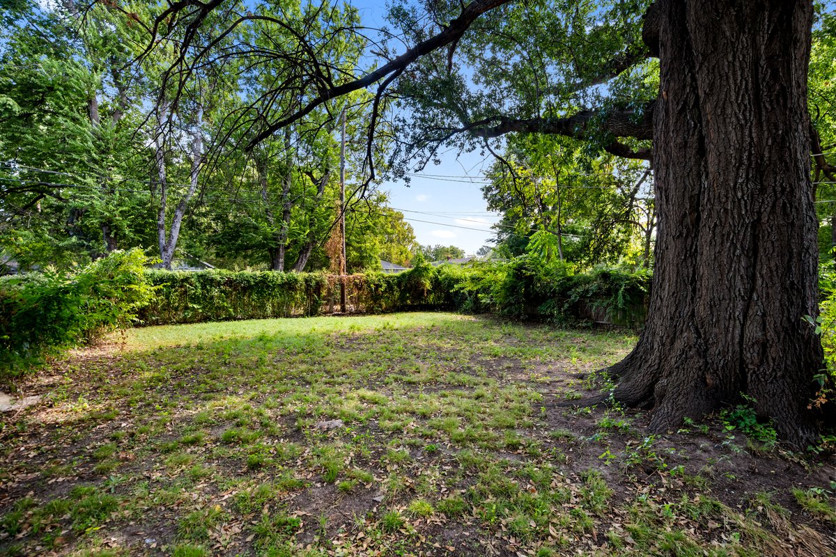 407 S Wheeling Avenue Property Photo 22