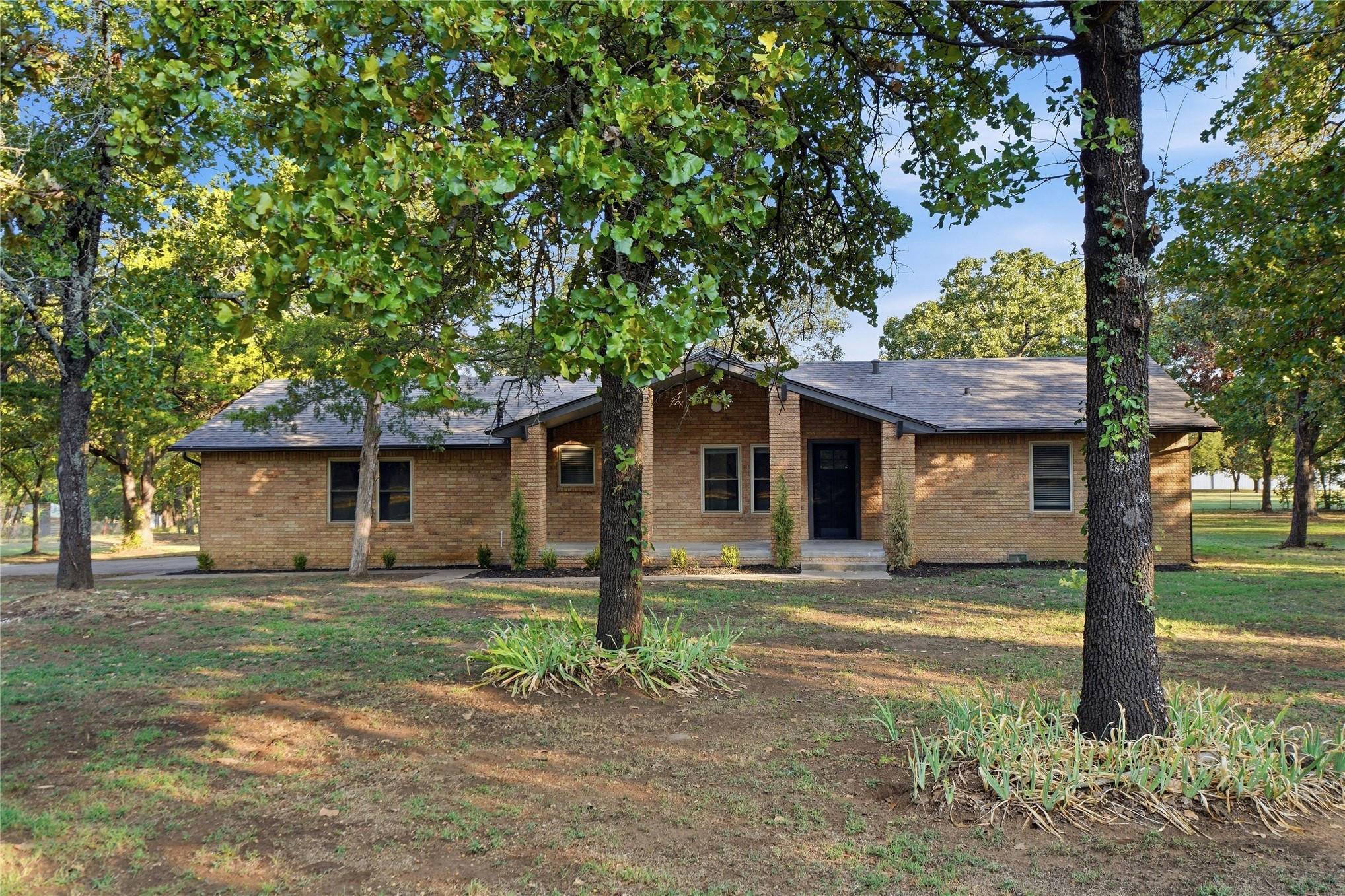 11265 Ferguson Road Property Photo 2