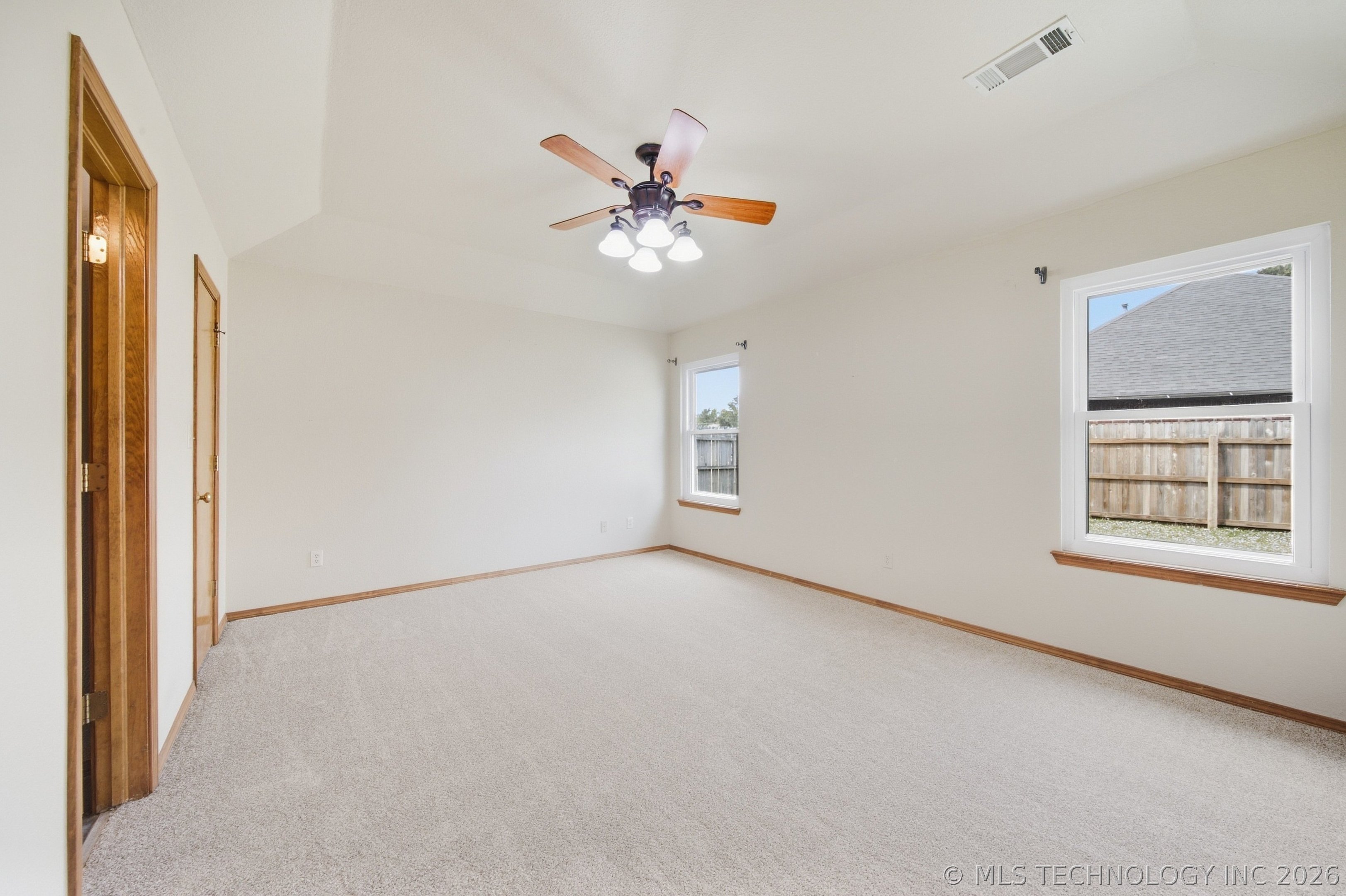 11924 N 107th East Place Property Photo 16