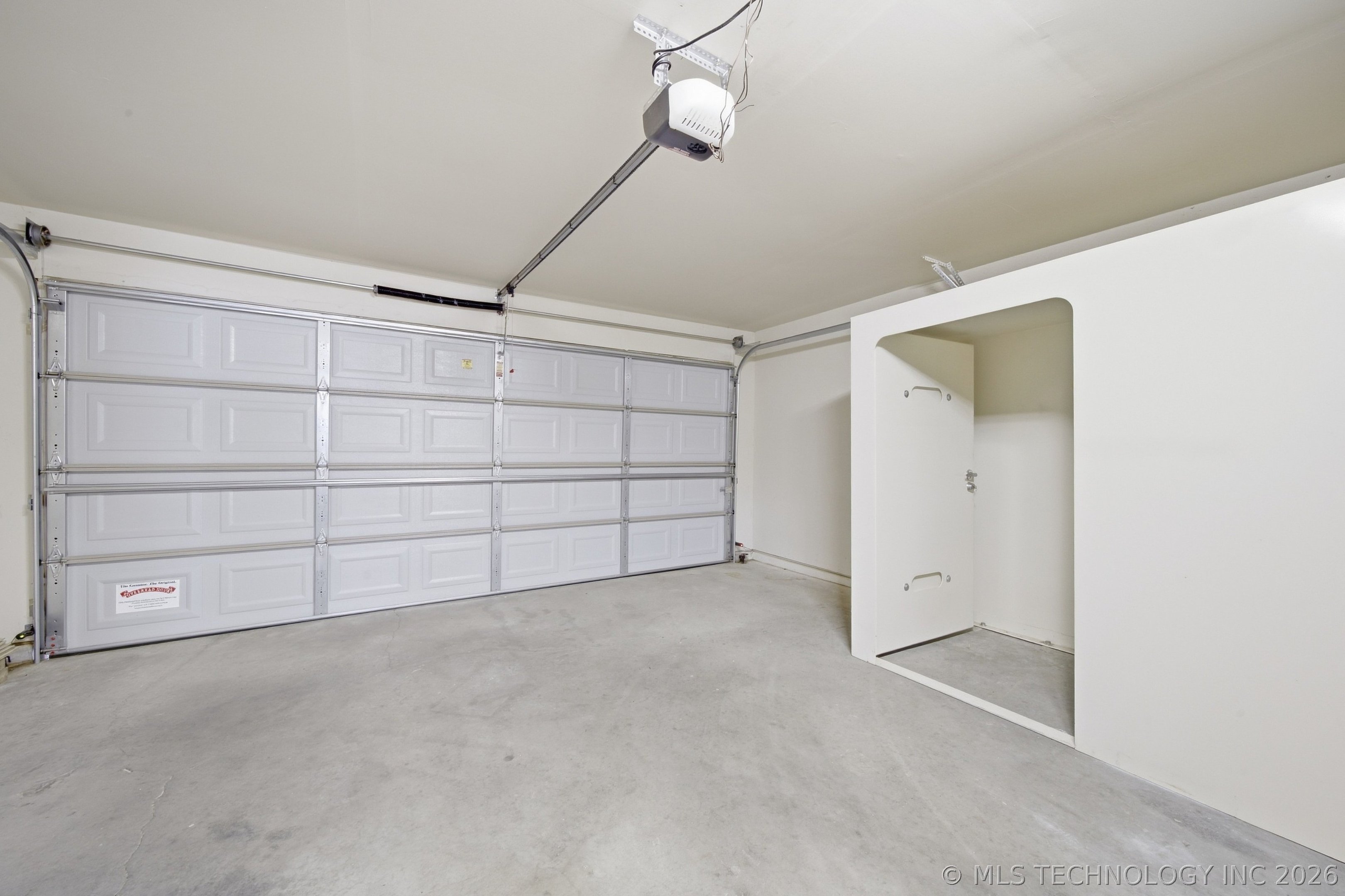 11924 N 107th East Place Property Photo 24