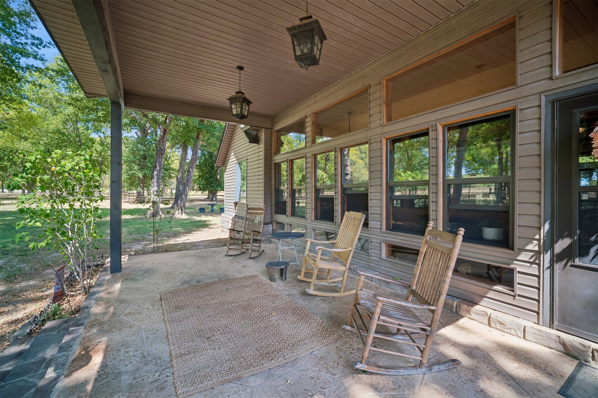 21540 E State Highway 31 Property Photo 46