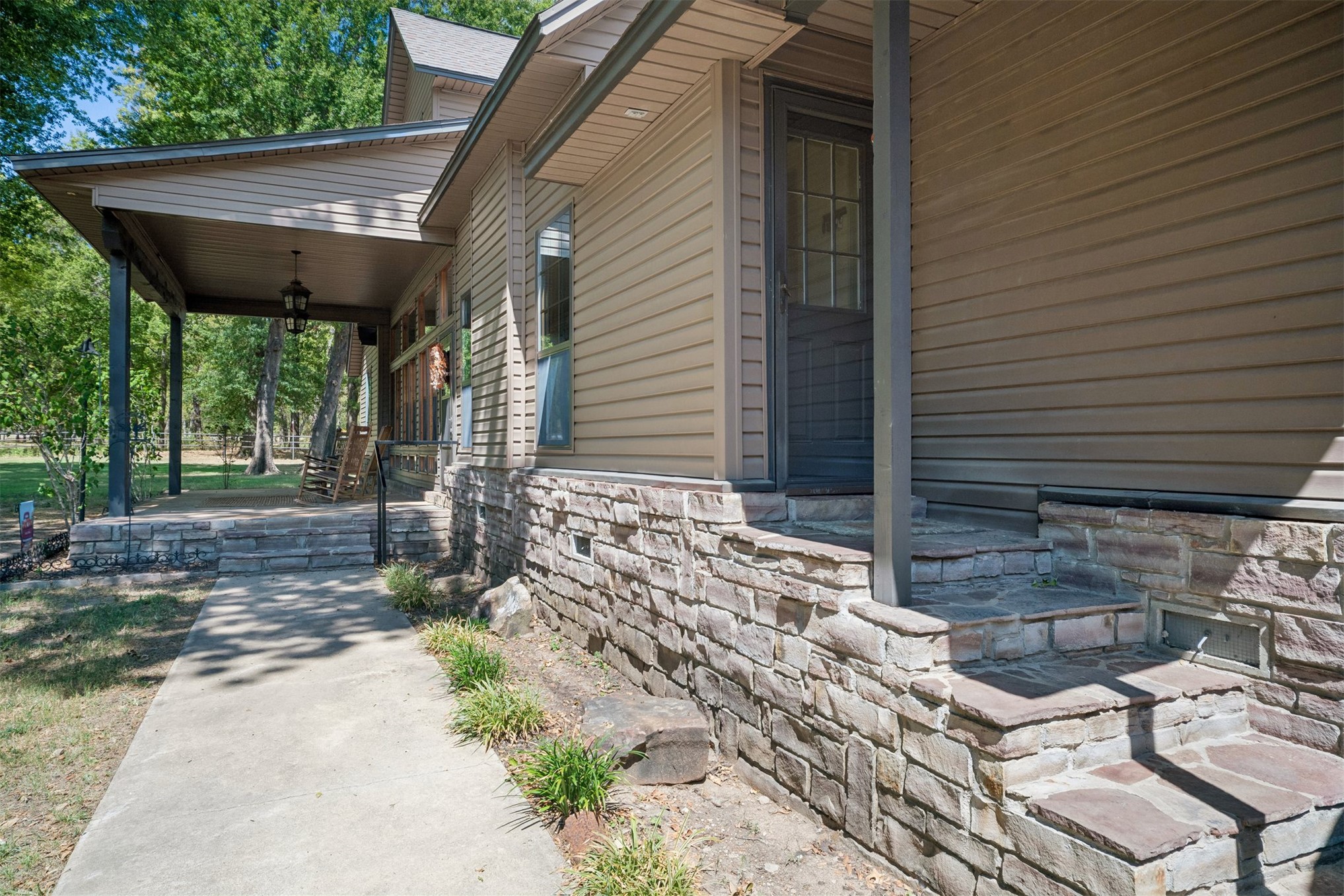 21540 E State Highway 31 Property Photo 48
