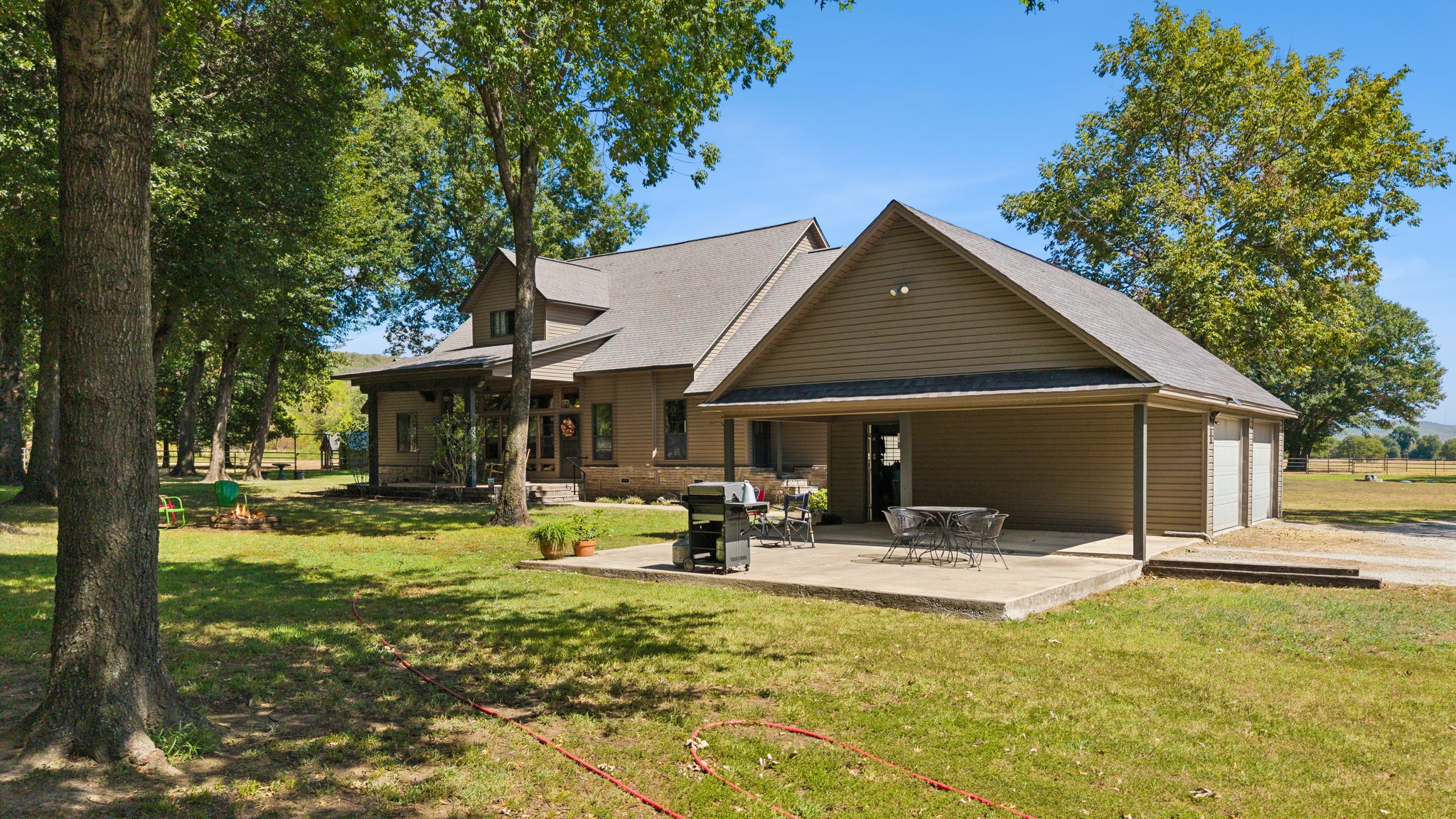 21540 E State Highway 31 Property Photo 52