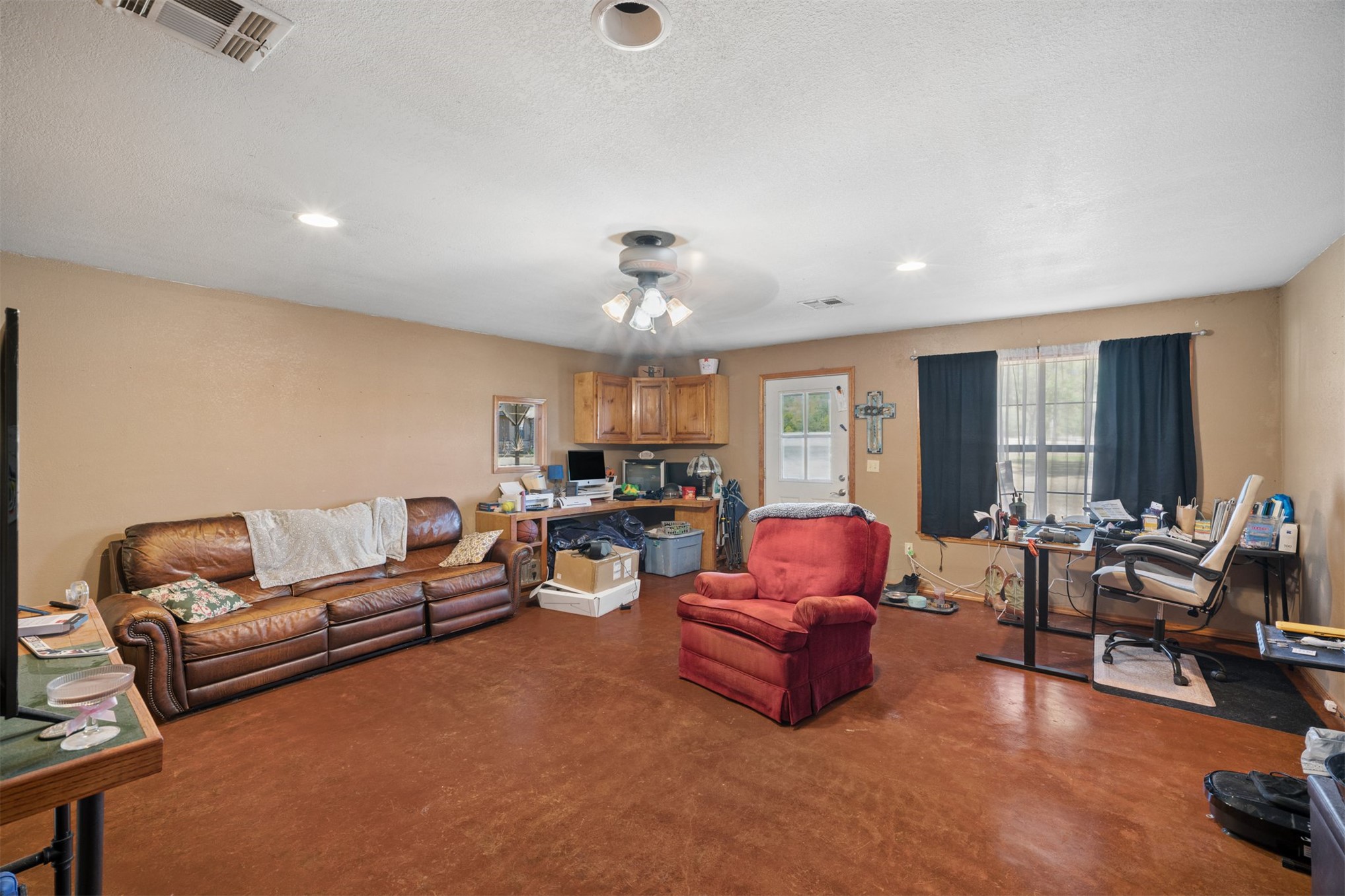 21540 E State Highway 31 Property Photo 63