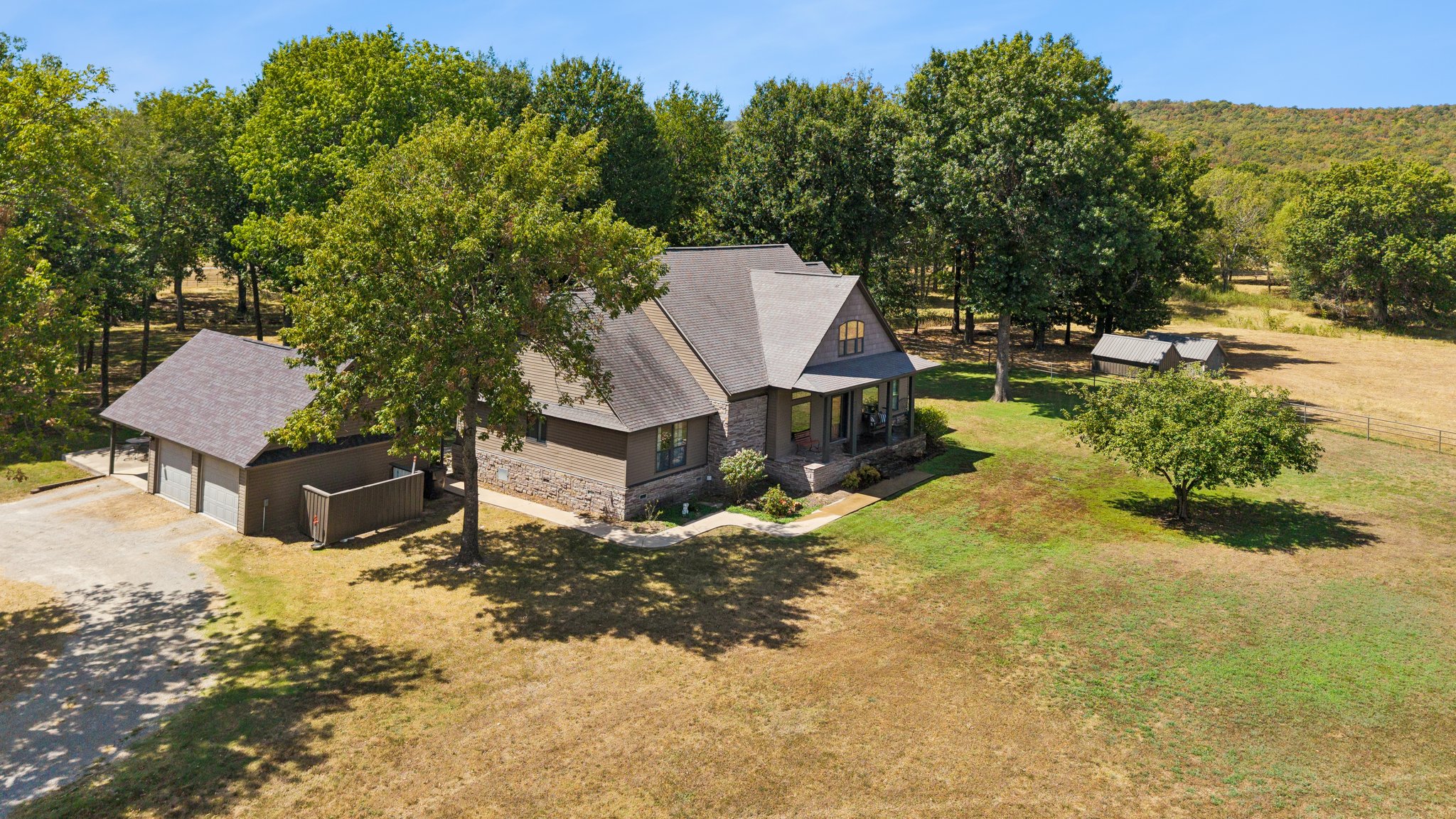 21540 E State Highway 31 Property Photo 96