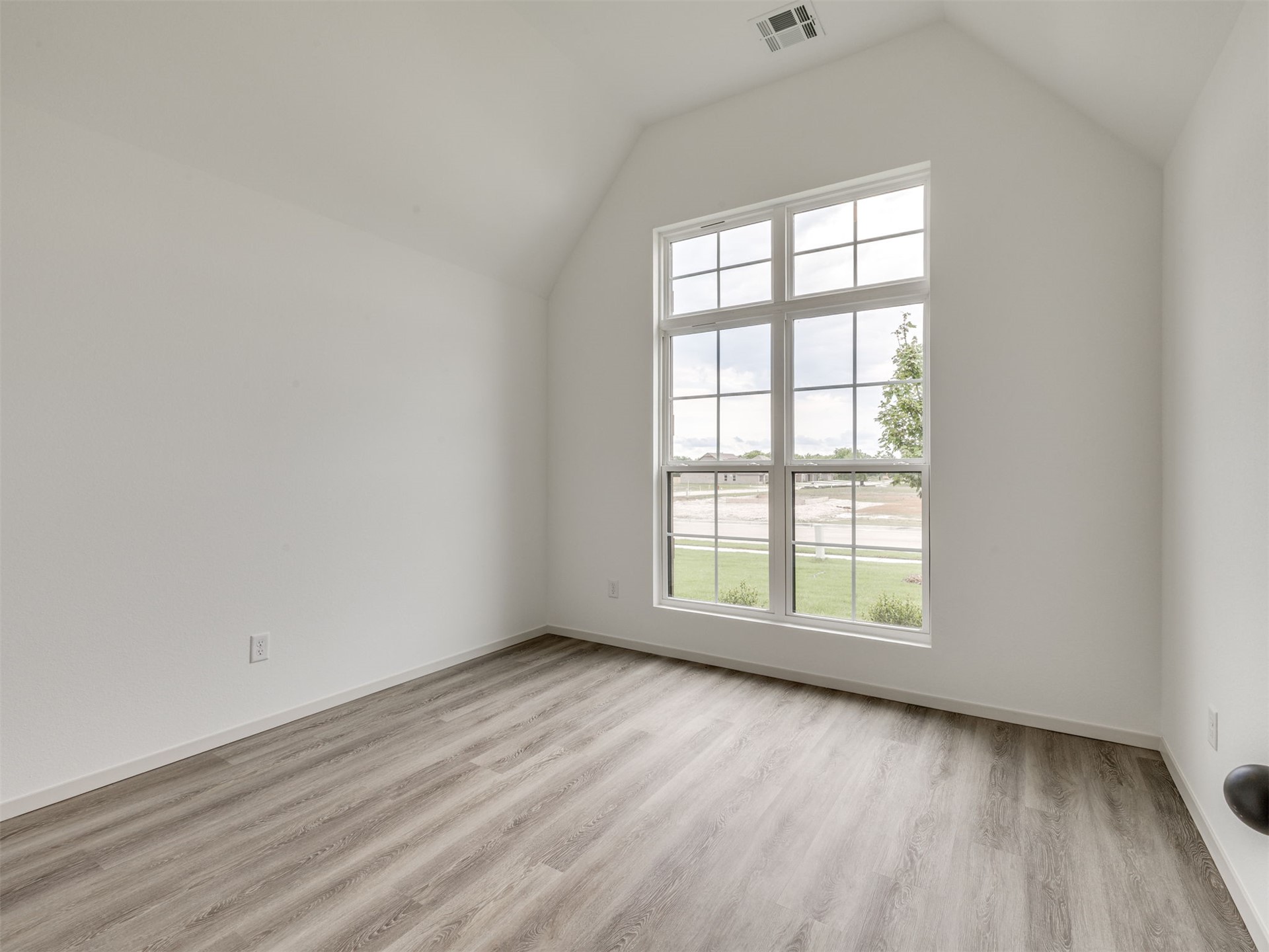 3015 E 147th Street S Property Photo 13