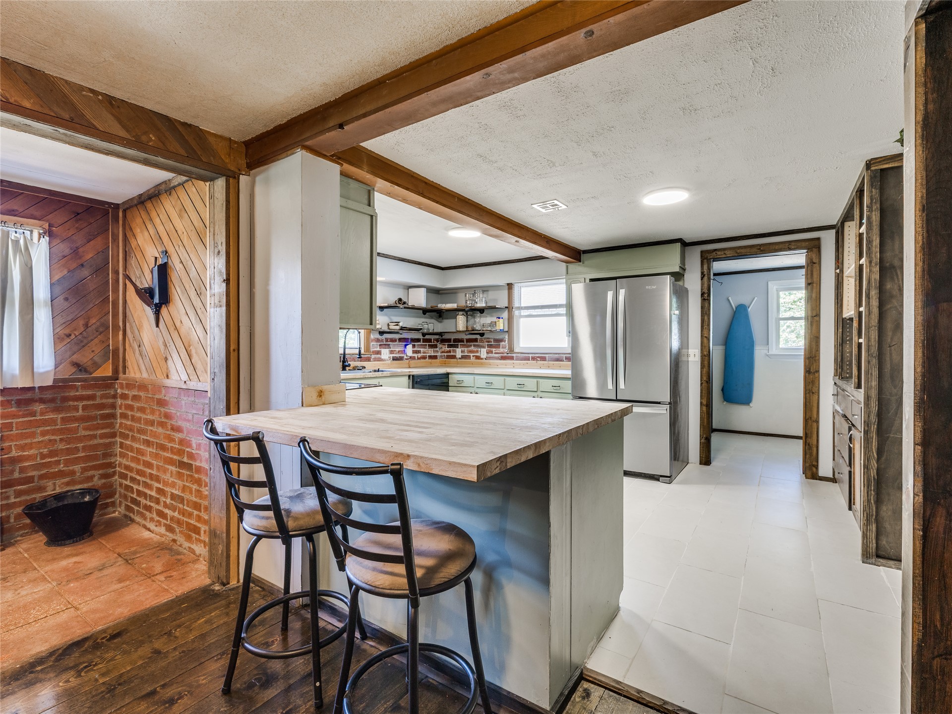 11225 Ferguson Road Property Photo 15