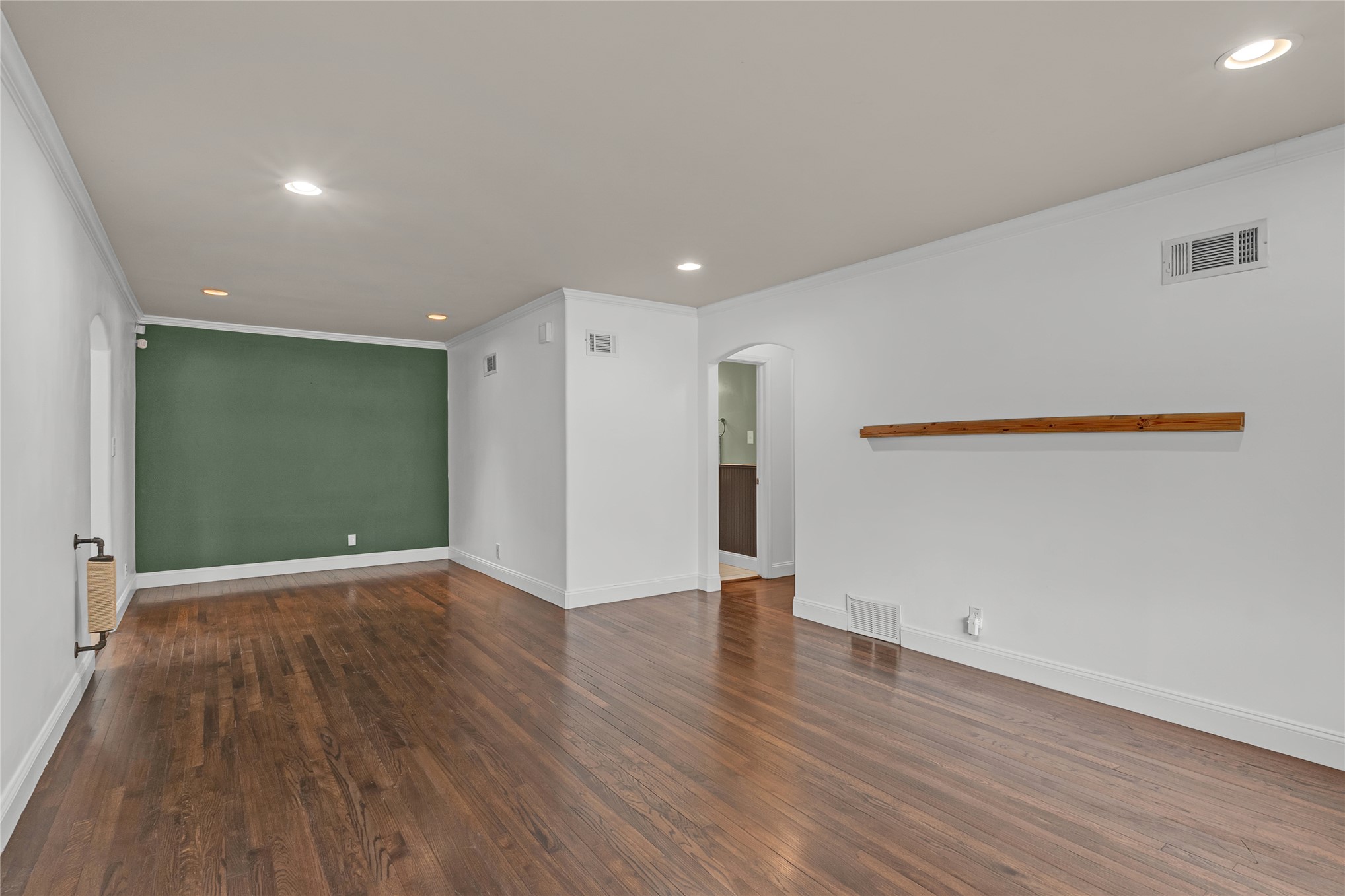 4025 E 26th Street Property Photo 11