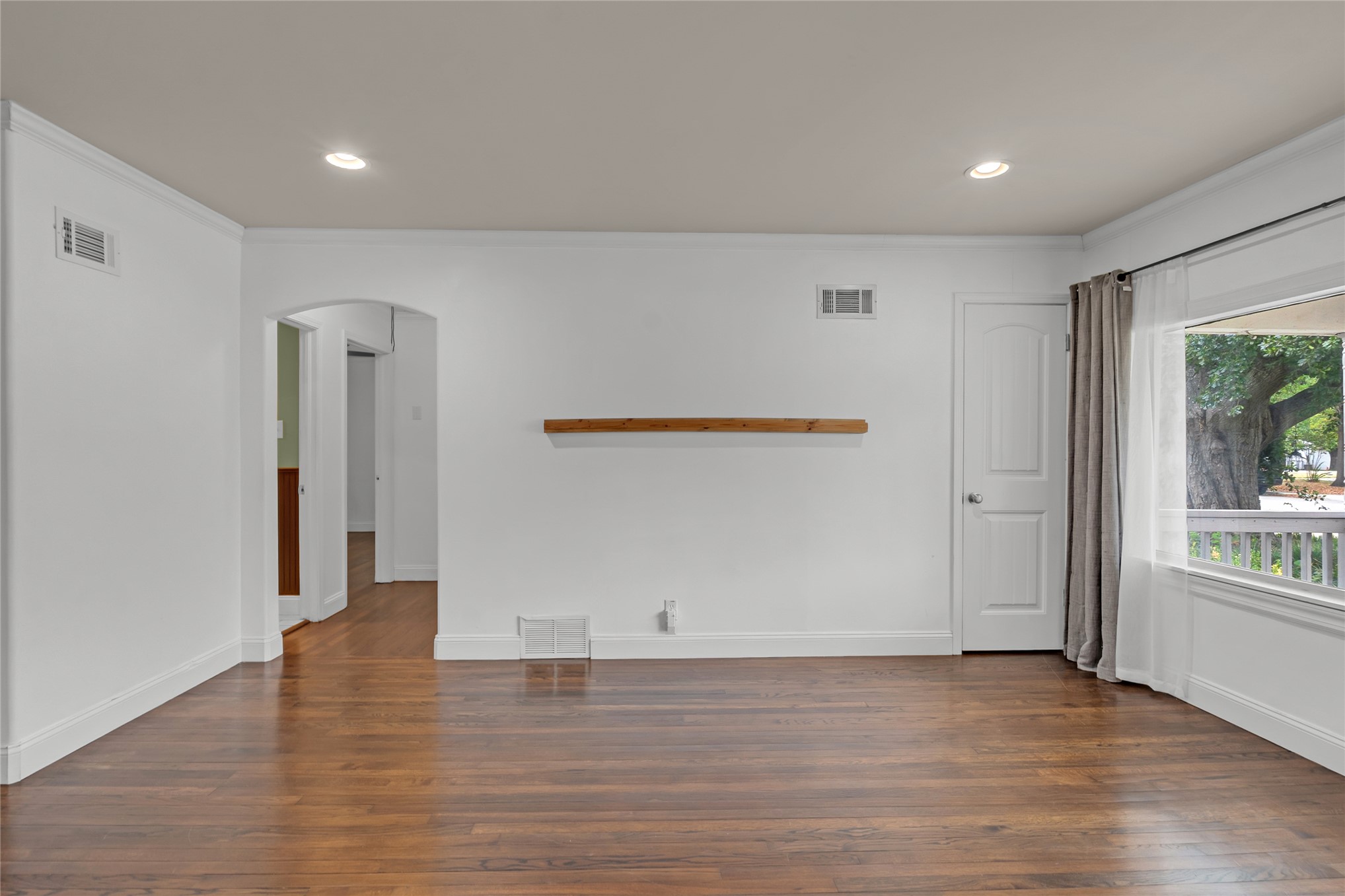 4025 E 26th Street Property Photo 12