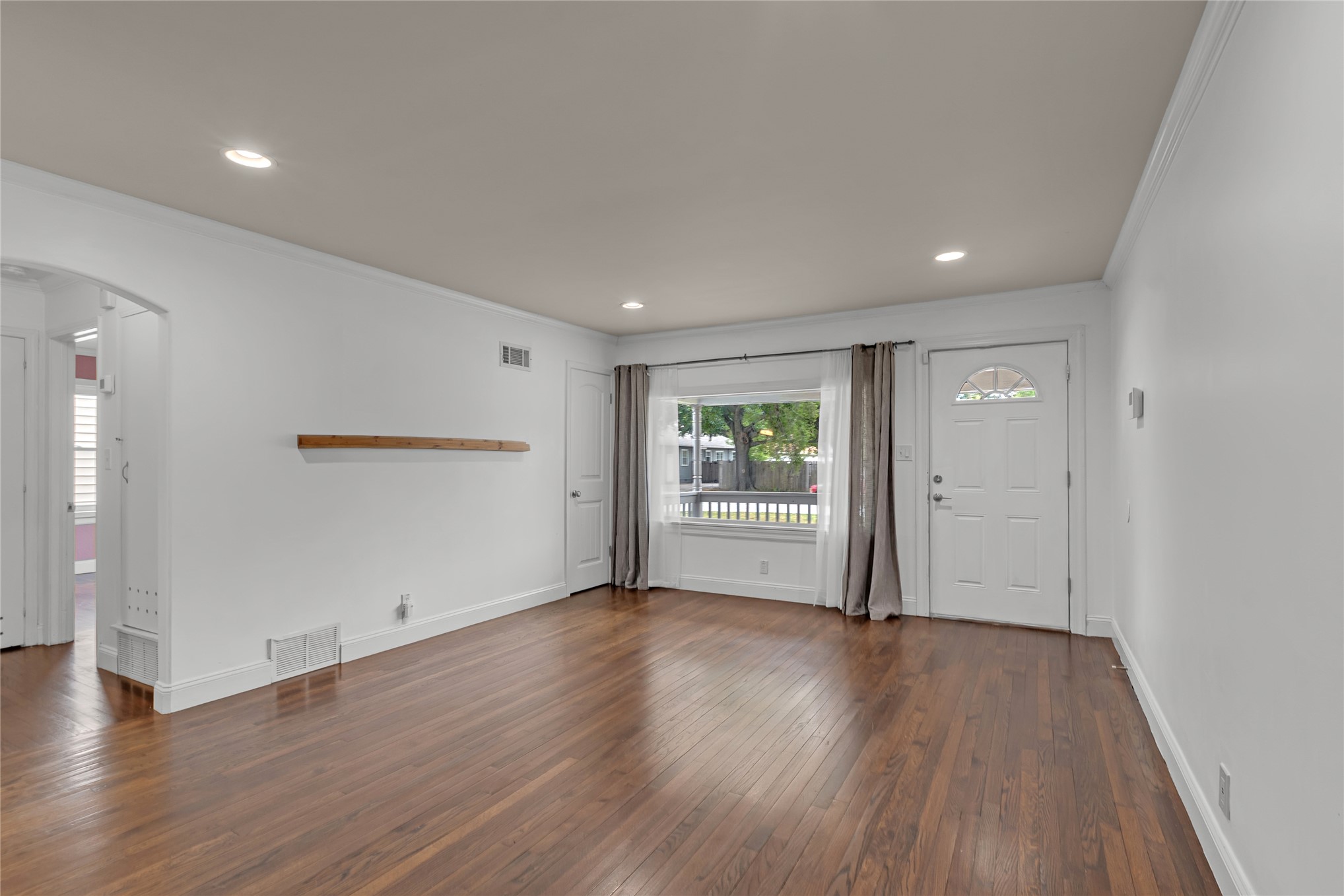 4025 E 26th Street Property Photo 13