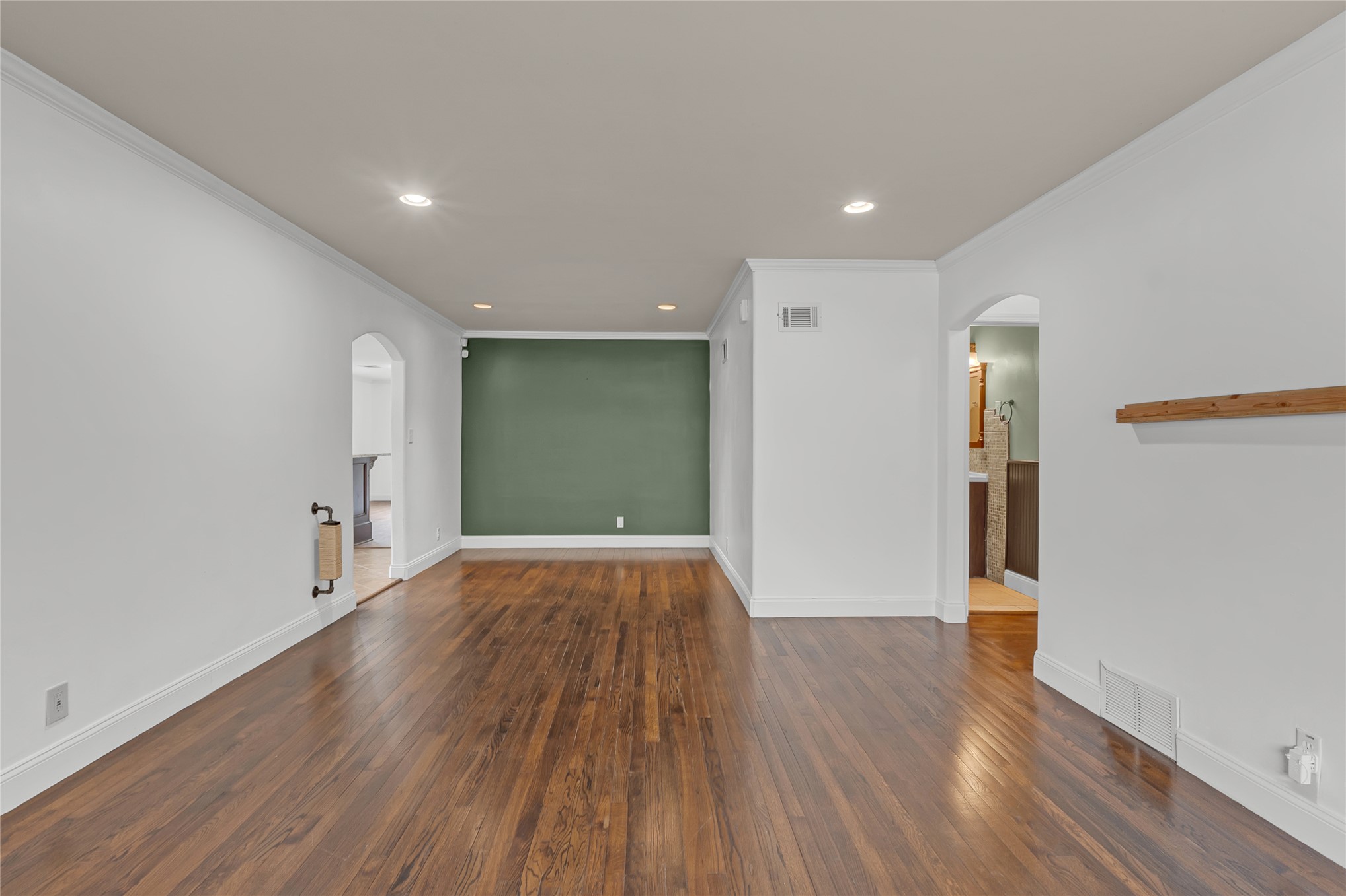 4025 E 26th Street Property Photo 18