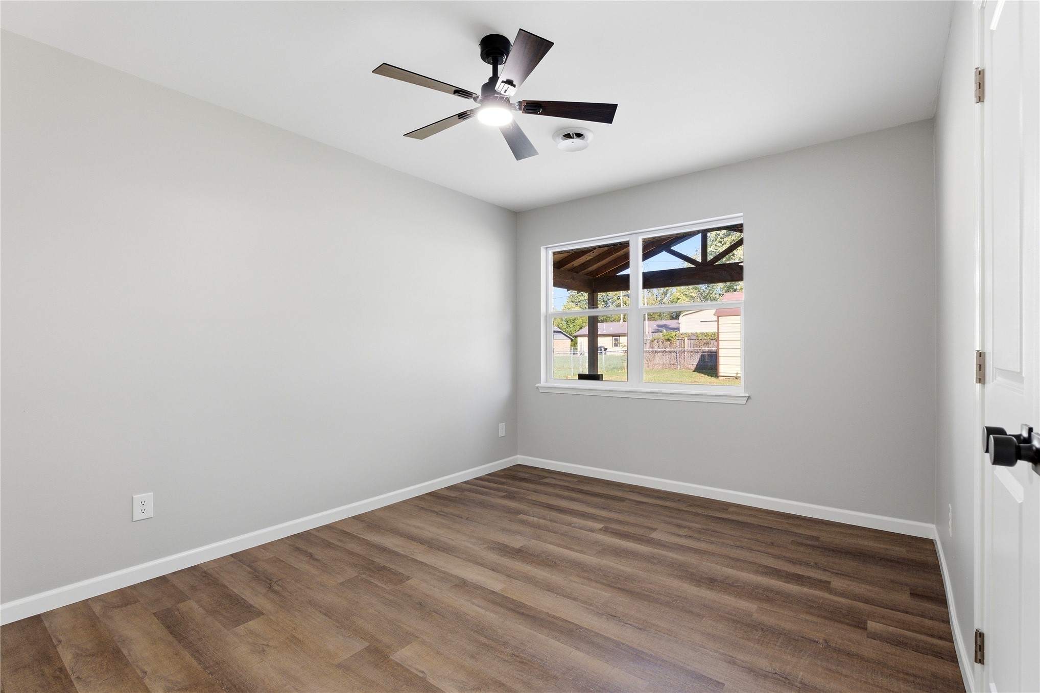 13851 S 295th East Avenue Property Photo 13