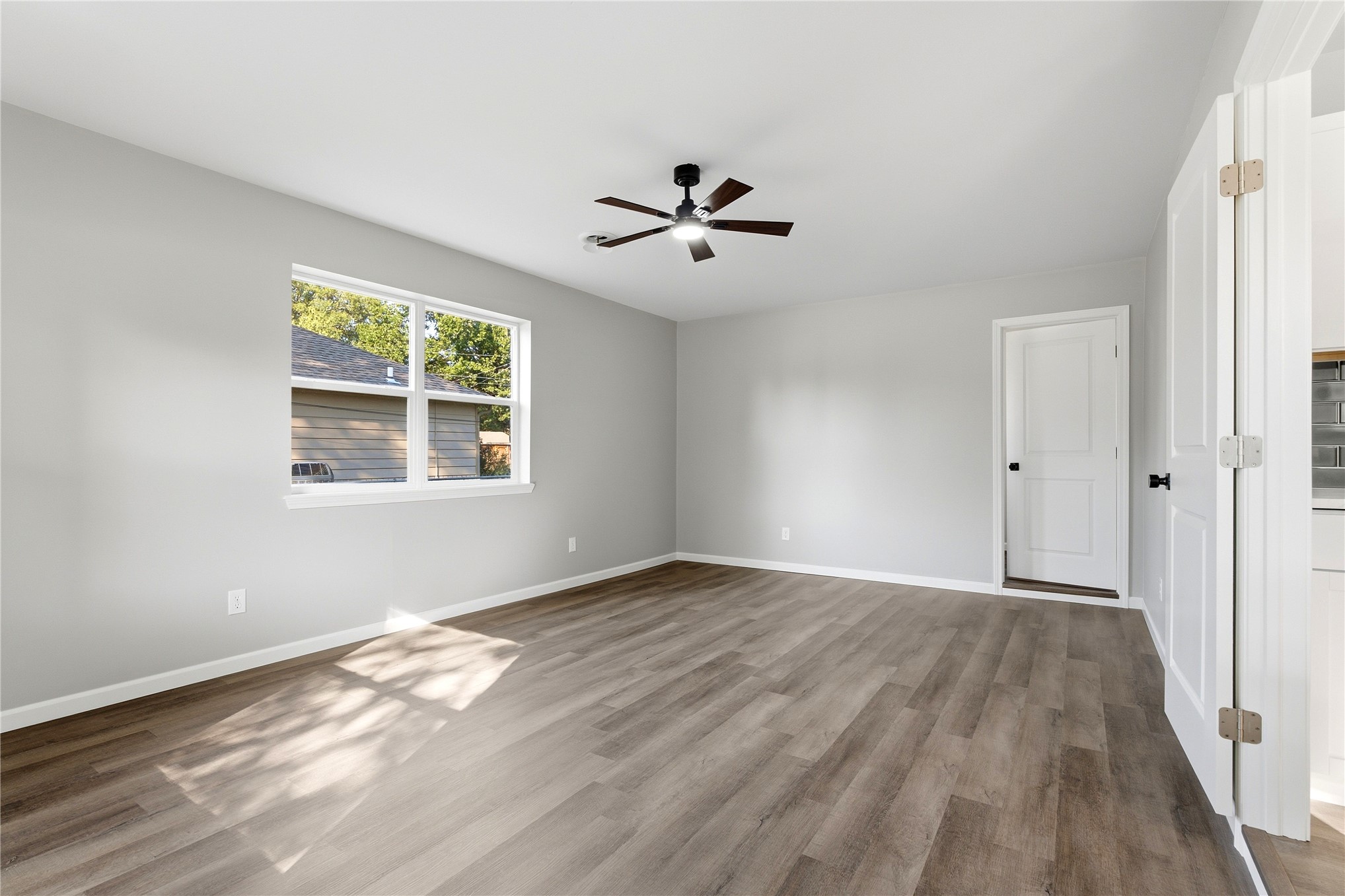 13851 S 295th East Avenue Property Photo 17