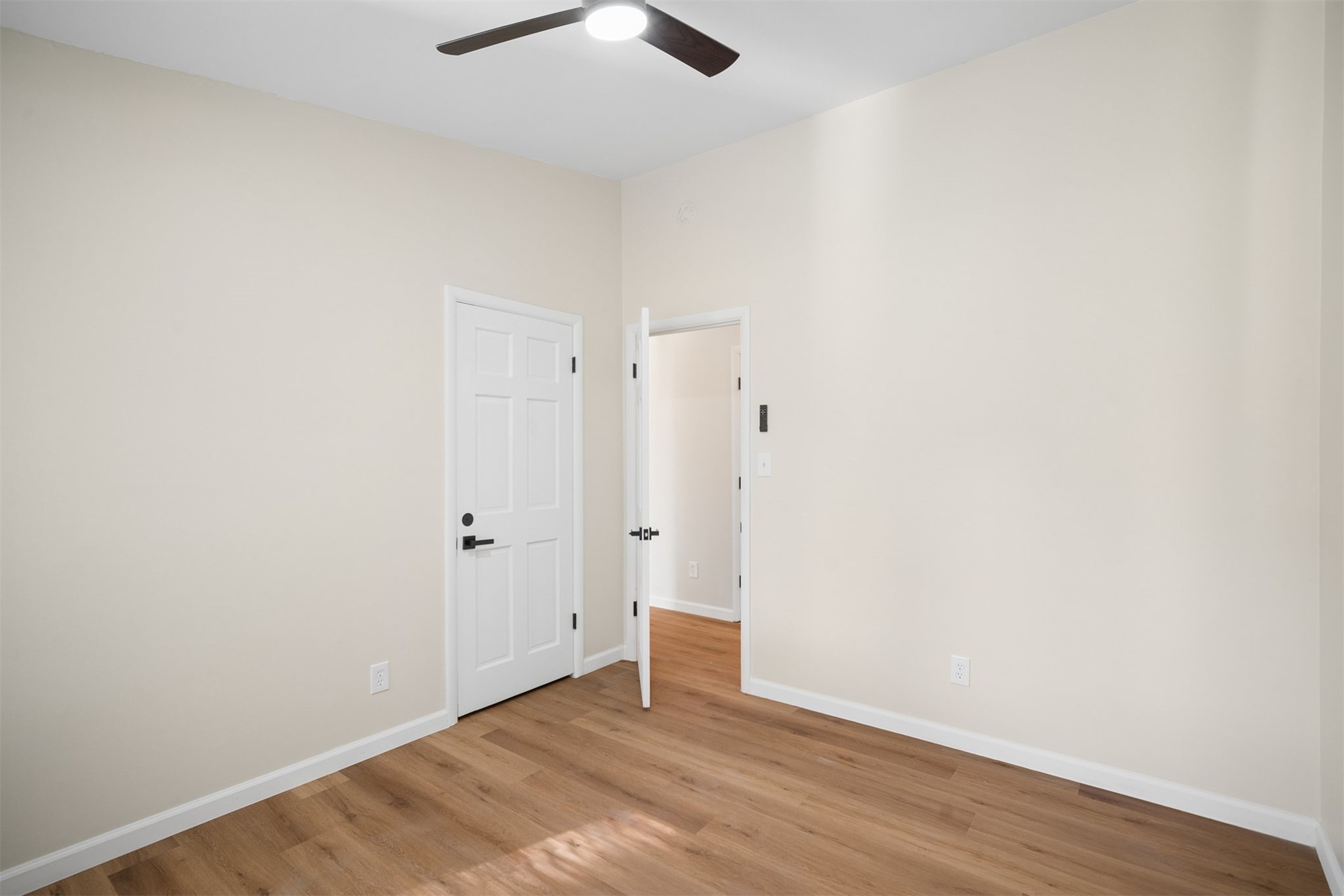 5238 S Marion Avenue Property Photo 19