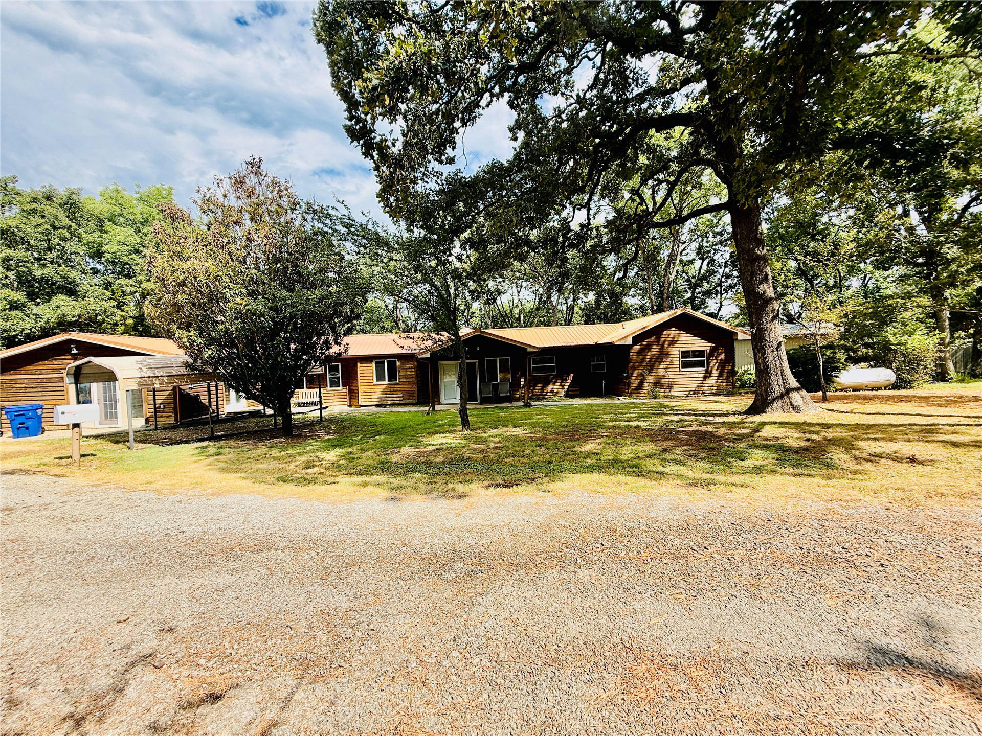 440 Cedar Tree Drive Property Photo 1