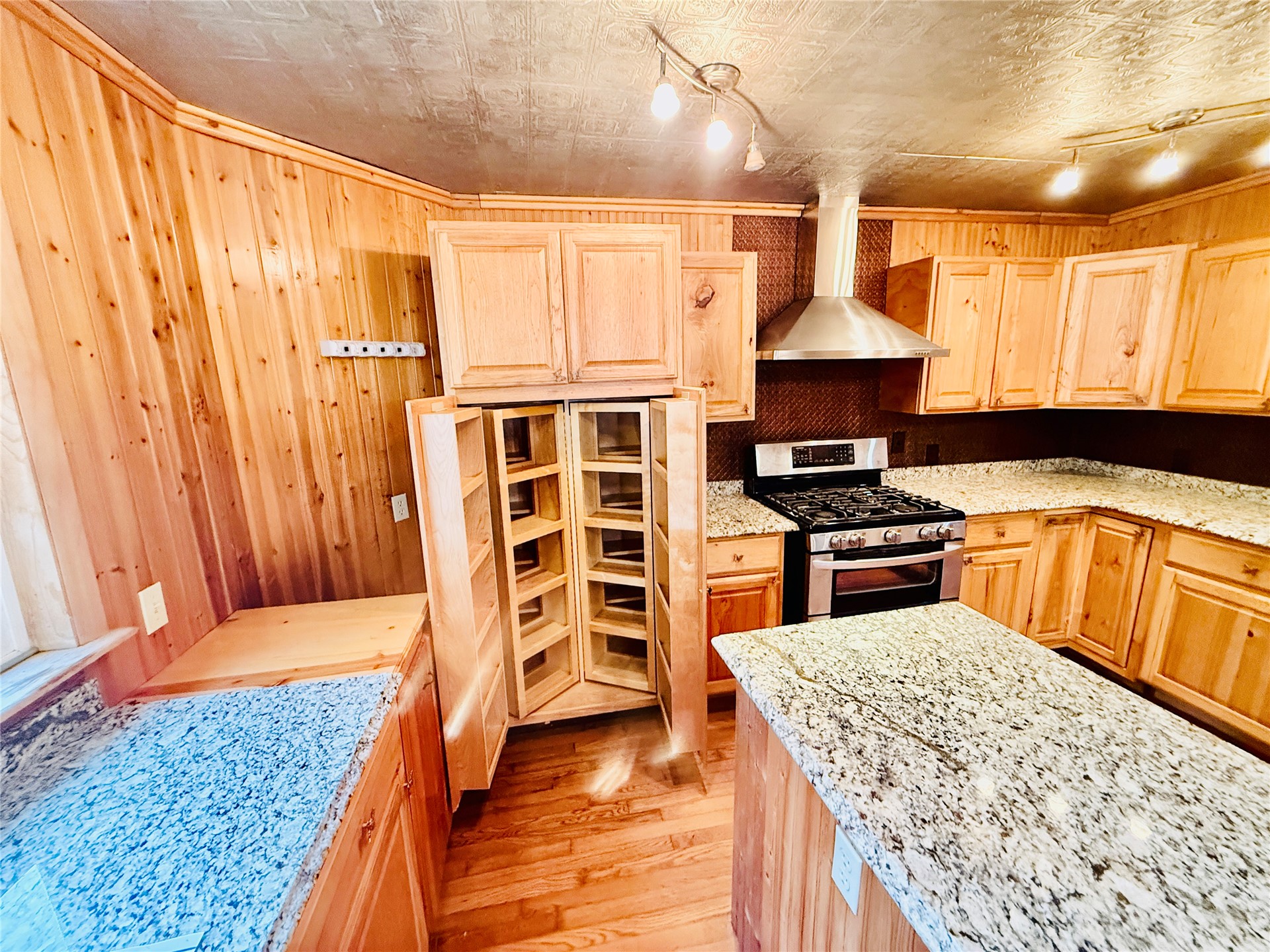 440 Cedar Tree Drive Property Photo 5