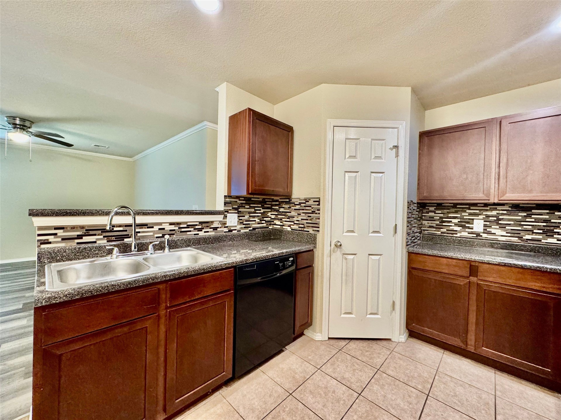 5715 N 33rd Street Property Photo 13