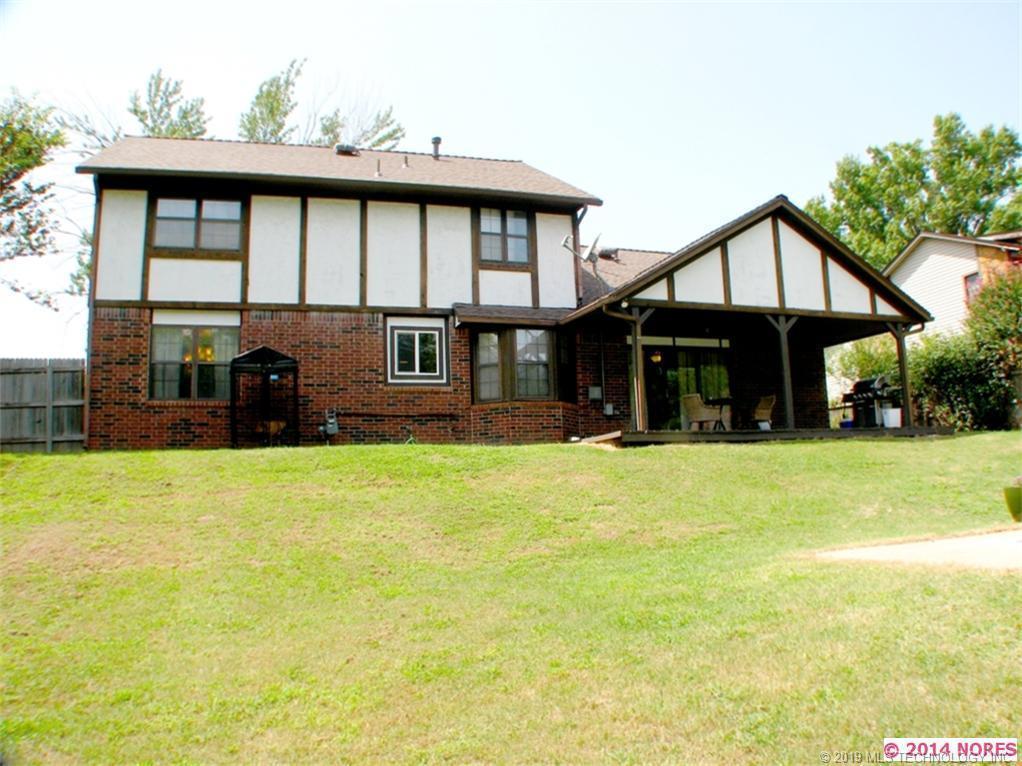 2502 W Driftwood Drive Property Photo 1