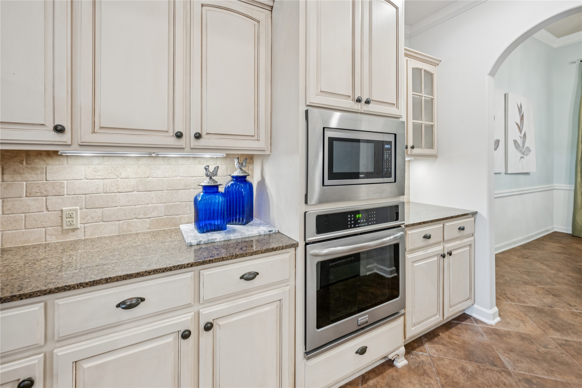 12408 S Ash Avenue Property Photo 16