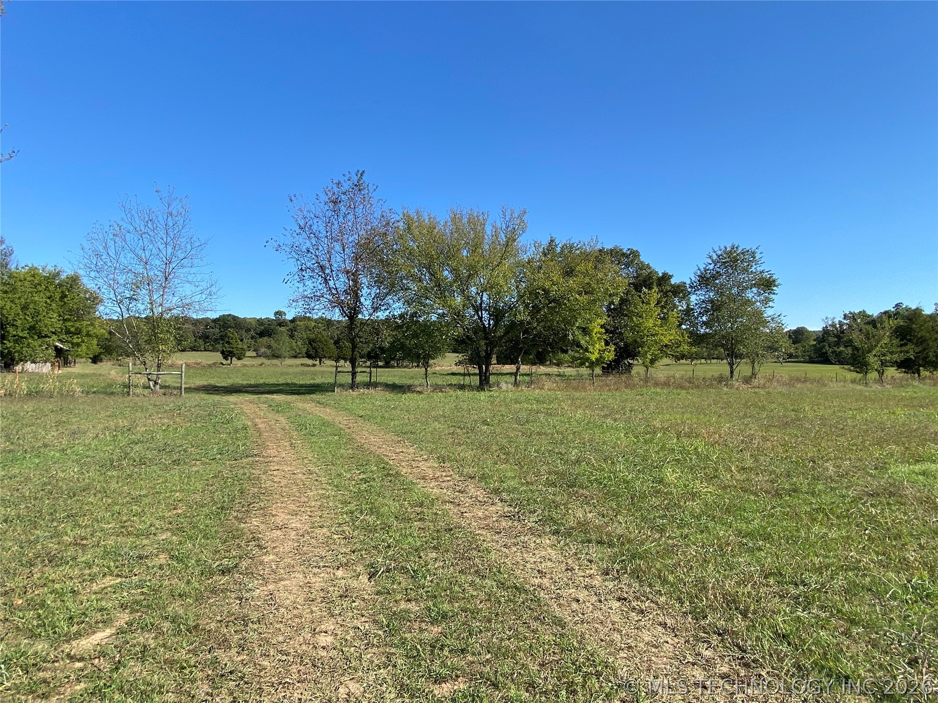 Hwy 62 Property Photo 2