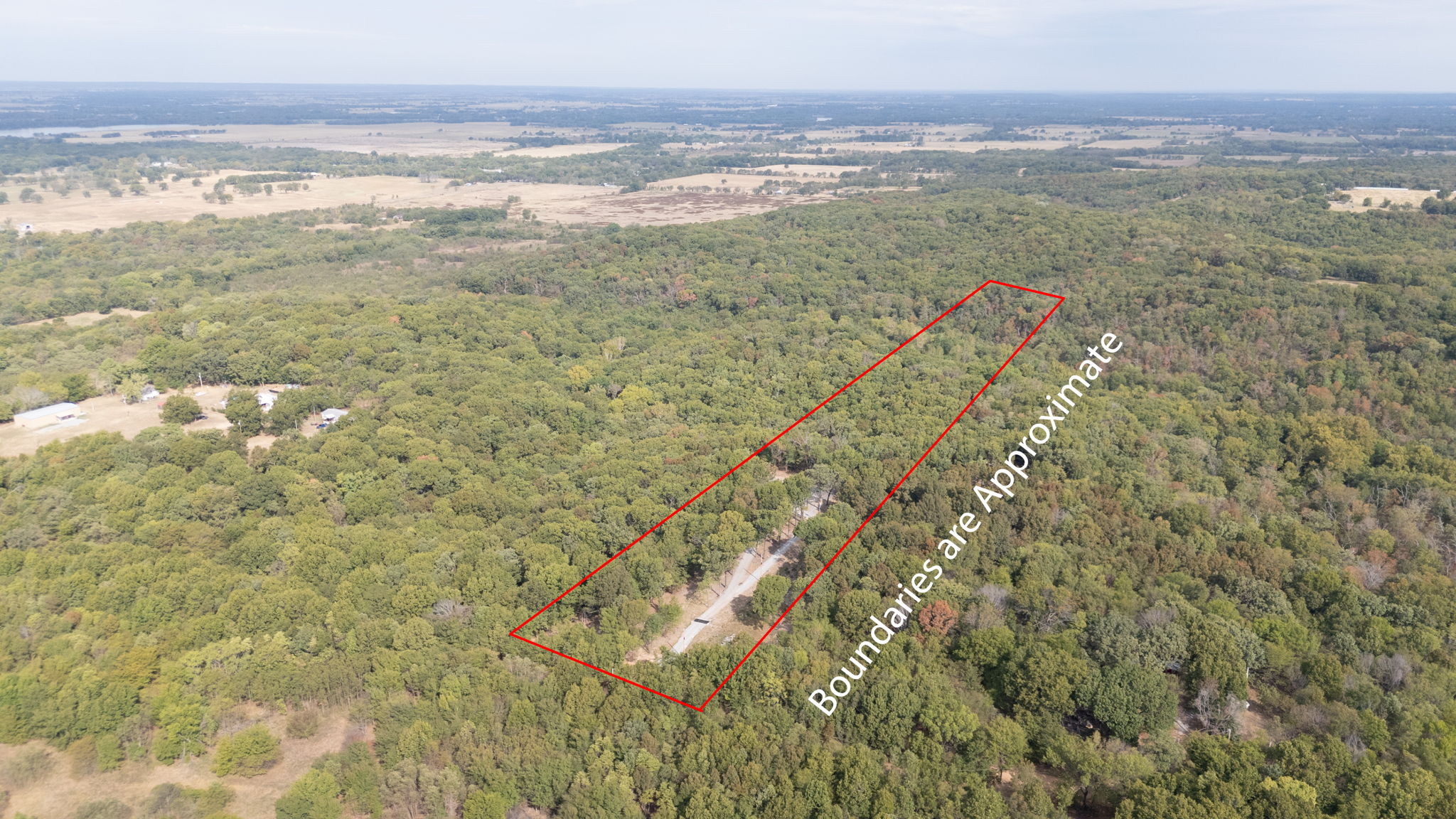 7647 E 430 Road Property Photo 4
