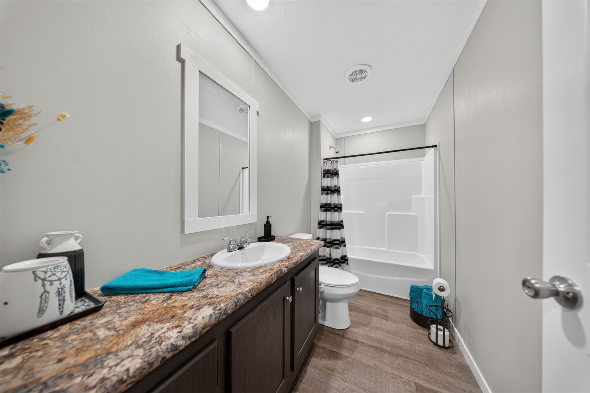 7647 E 430 Road Property Photo 26