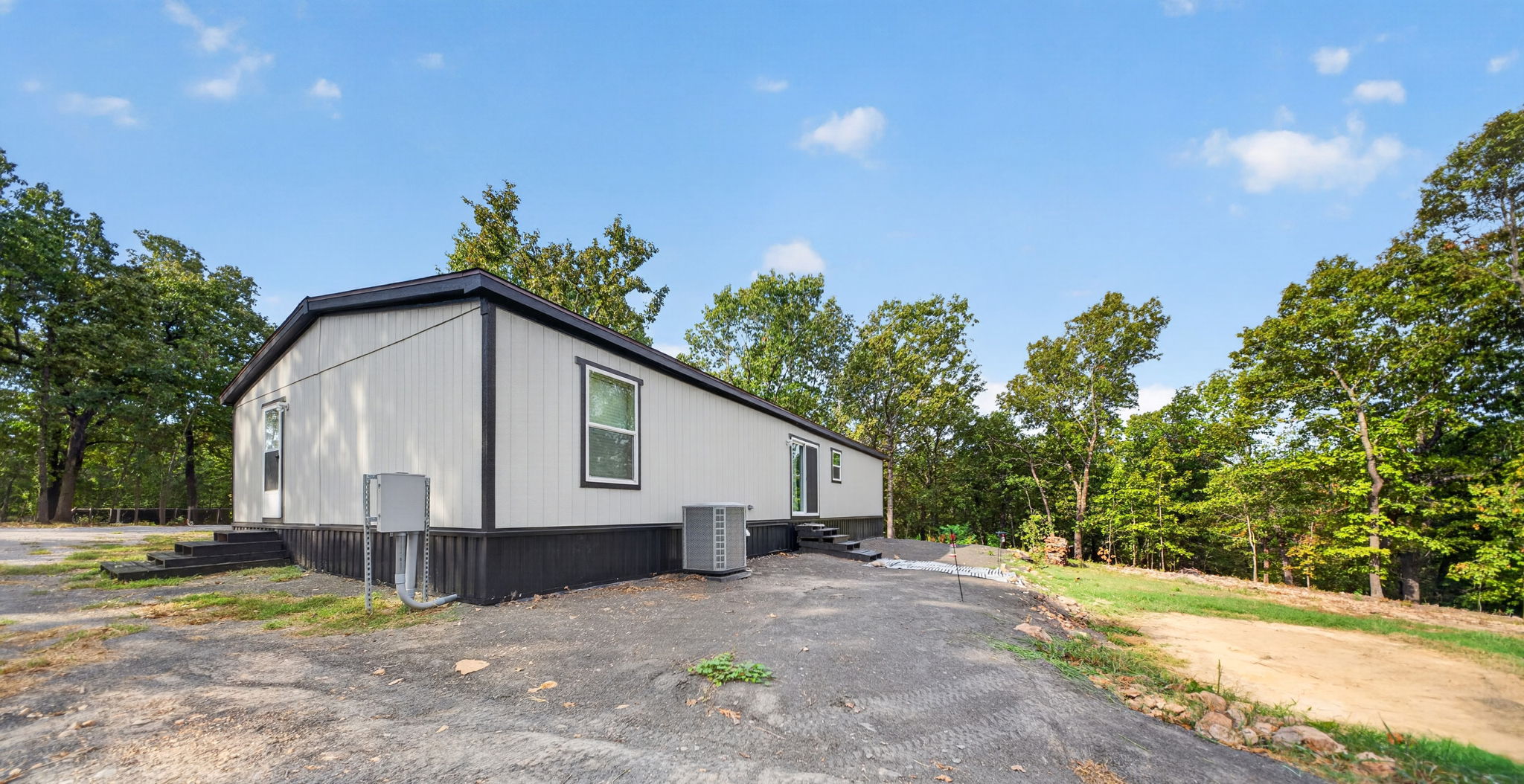 7647 E 430 Road Property Photo 27