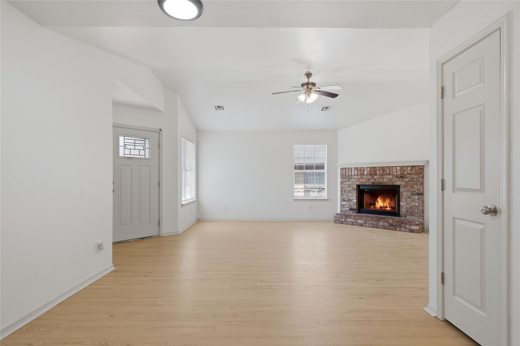 5715 Vancouver Place Property Photo 8