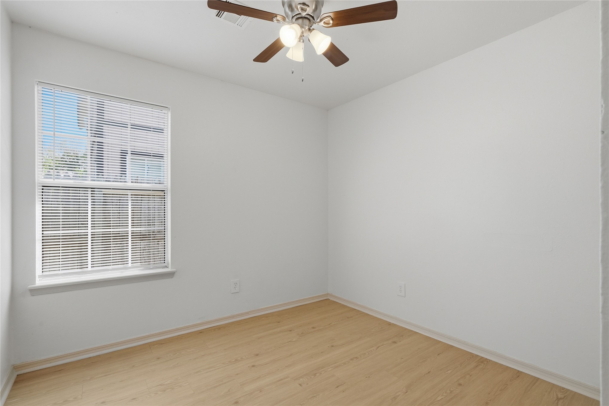 5715 Vancouver Place Property Photo 16