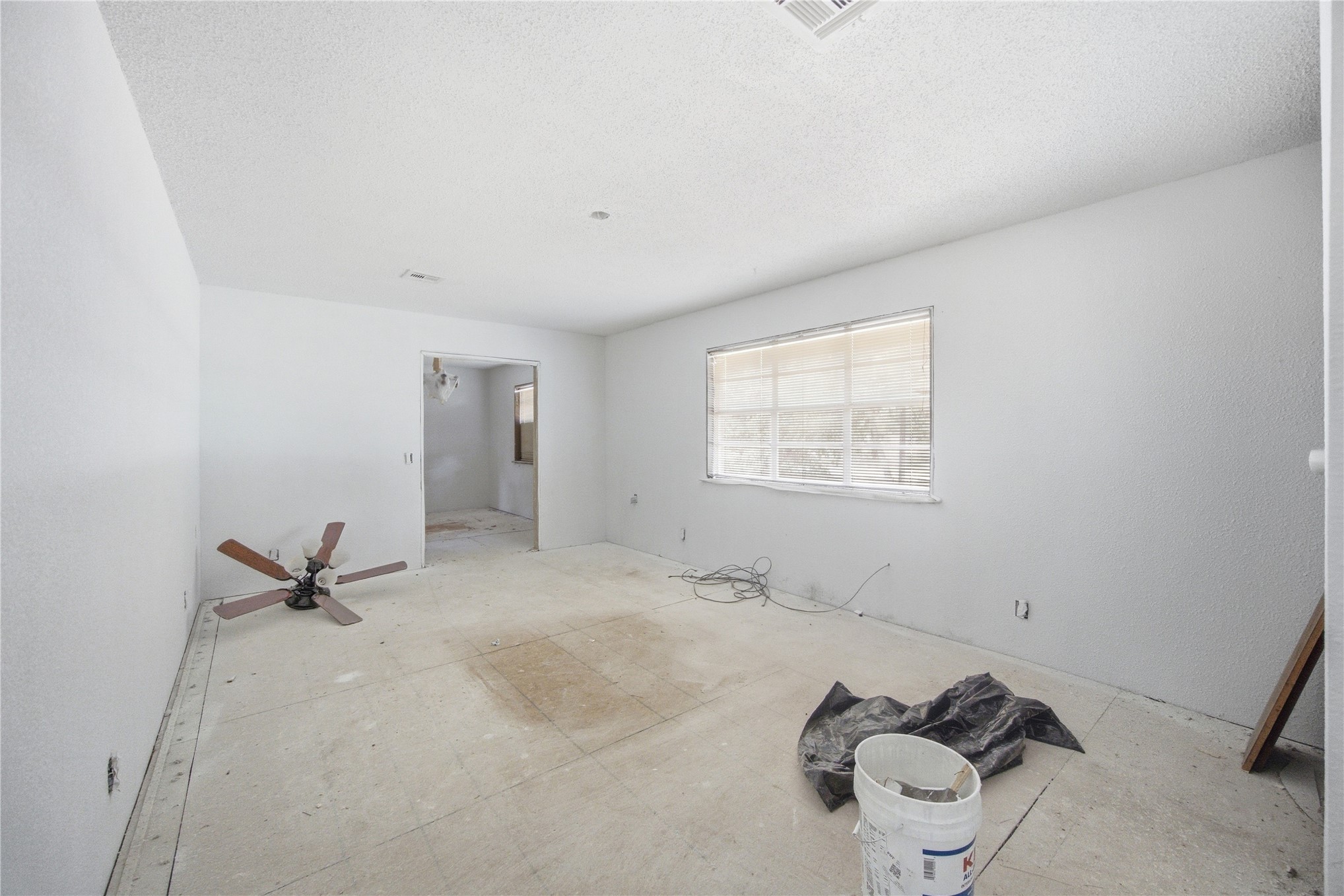 120 J C Watts Property Photo 5