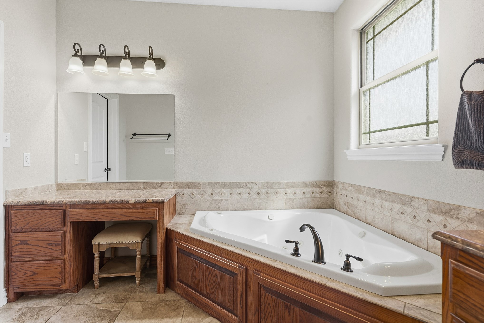 1706 Lisa Lane Property Photo 18