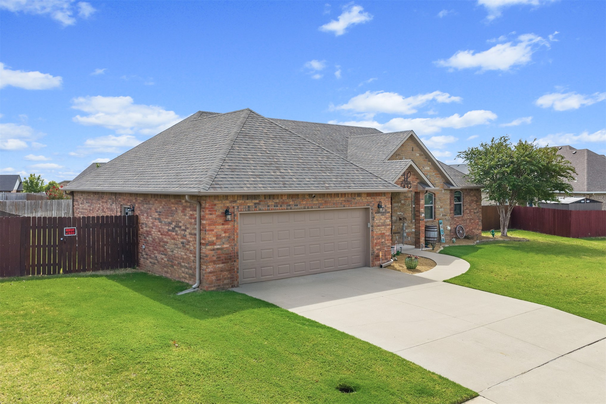 1706 Lisa Lane Property Photo 28