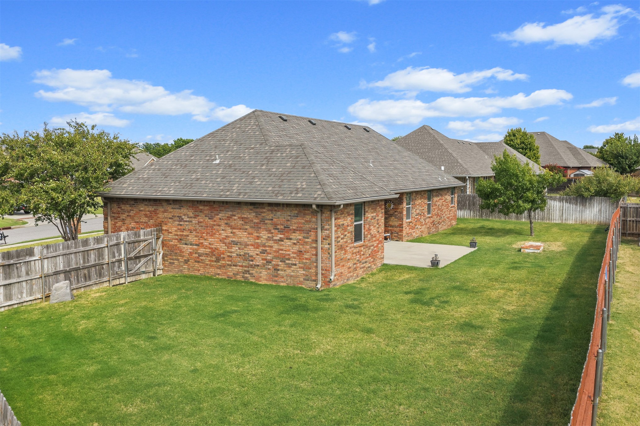 1706 Lisa Lane Property Photo 32