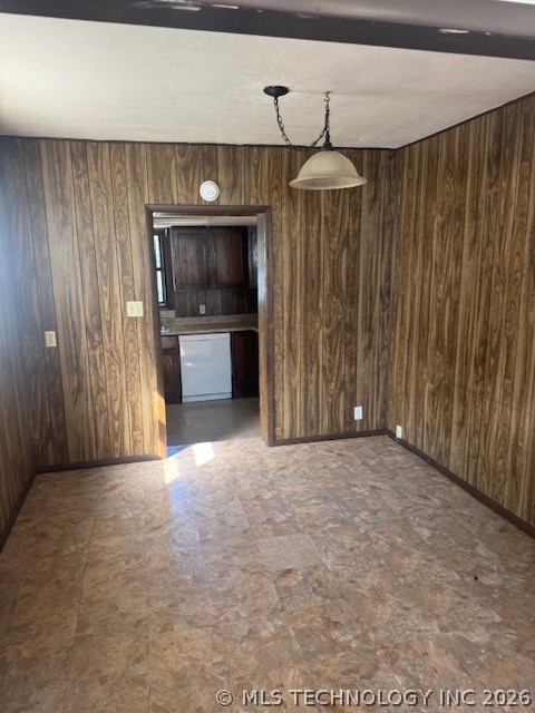 1000 W Francis Street Property Photo 13
