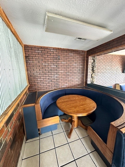 1100 N York Street Property Photo 11