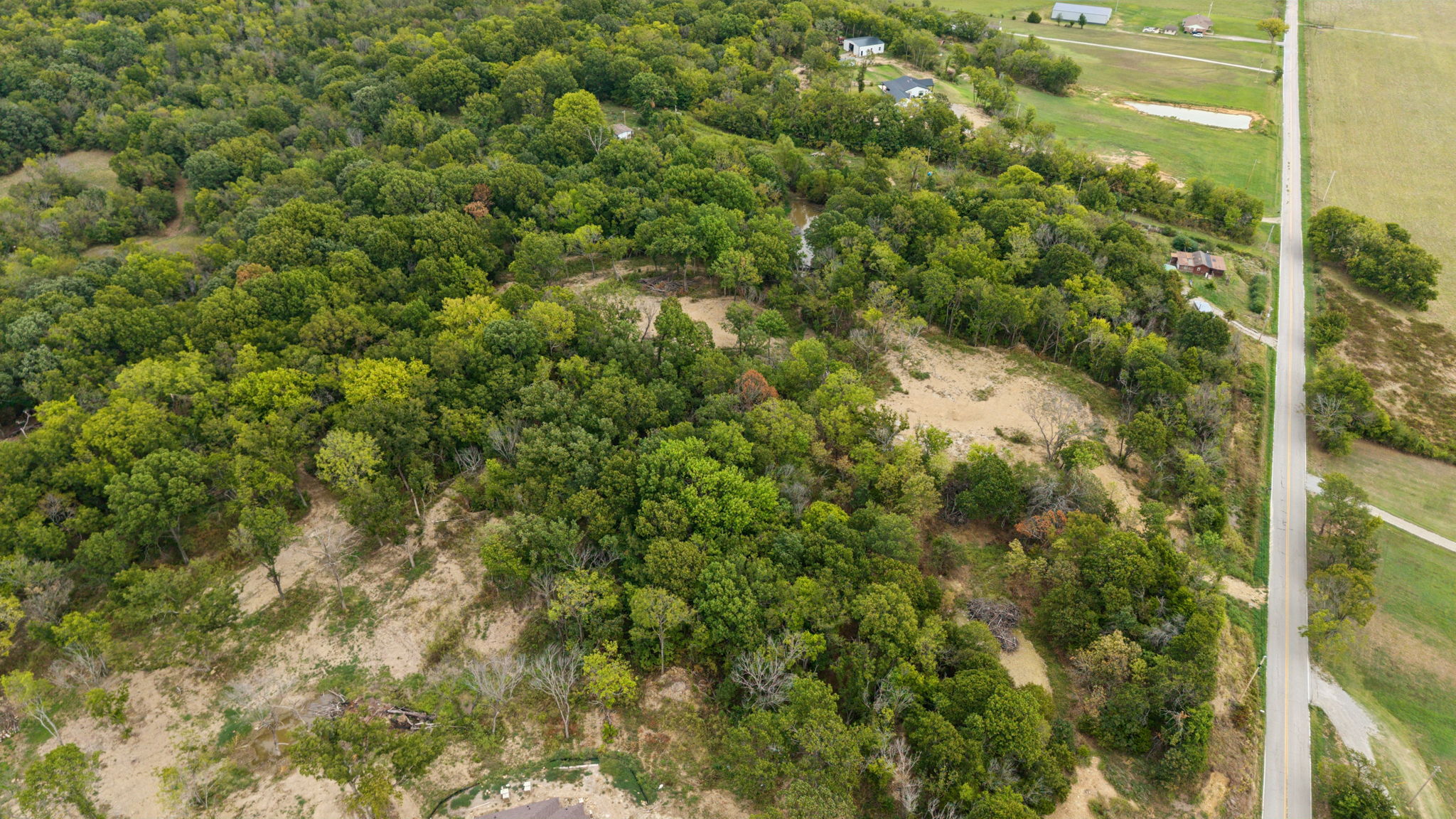 19139 E 370 Road Property Photo 4