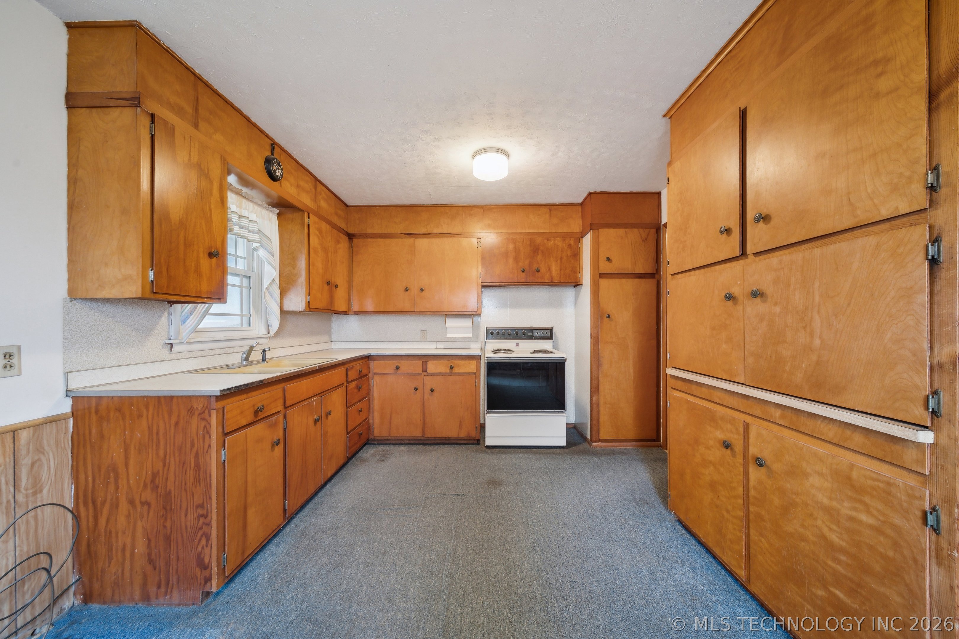 1316 West Avenue Property Photo 10