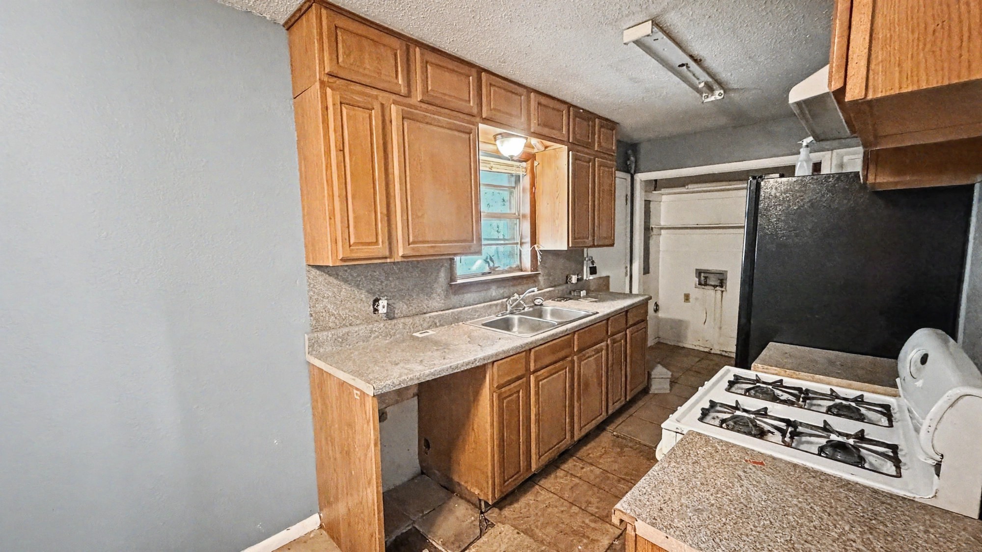 407 Whittmore Drive Property Photo 10
